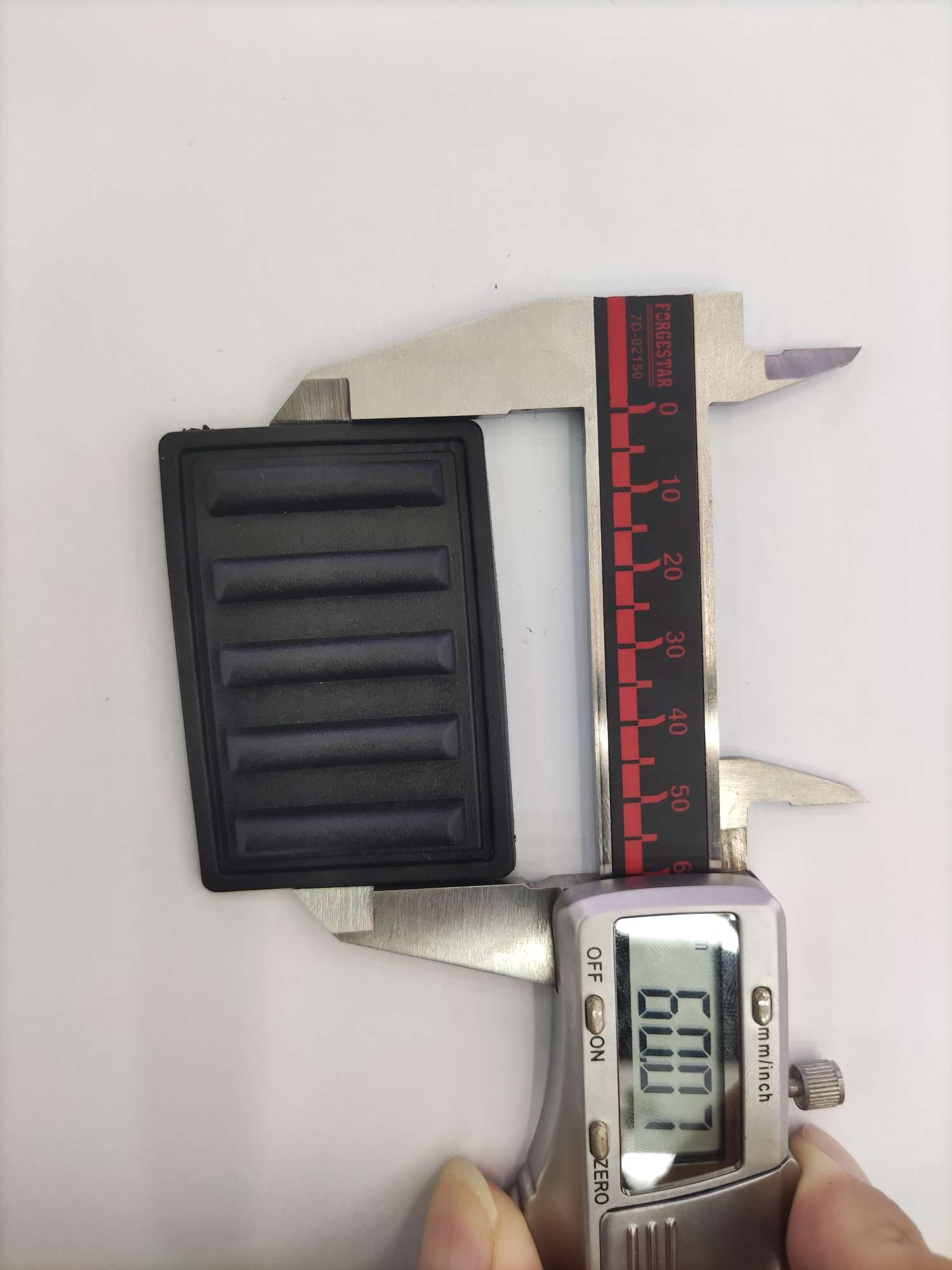 底脚  脚钉  /箱包底脚  白底实物图