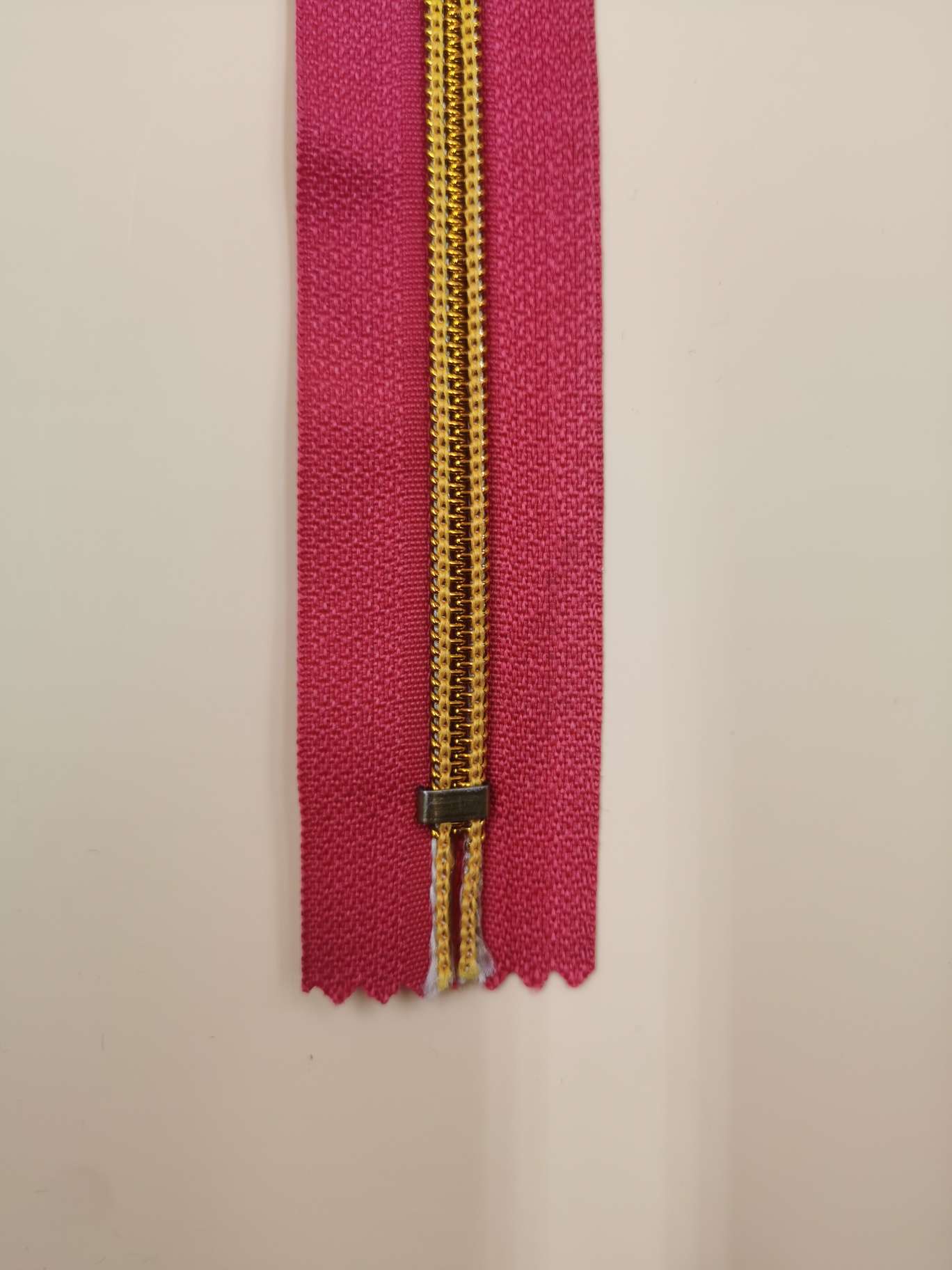 5号金齿拉链 挂镀封釉水滴头 20cm 红色详情图2