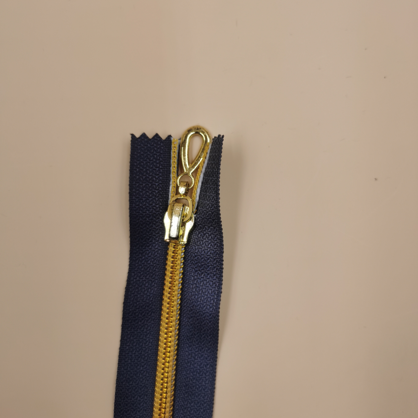 5号金齿拉链 挂镀封釉水滴头 20cm 灰色详情图1