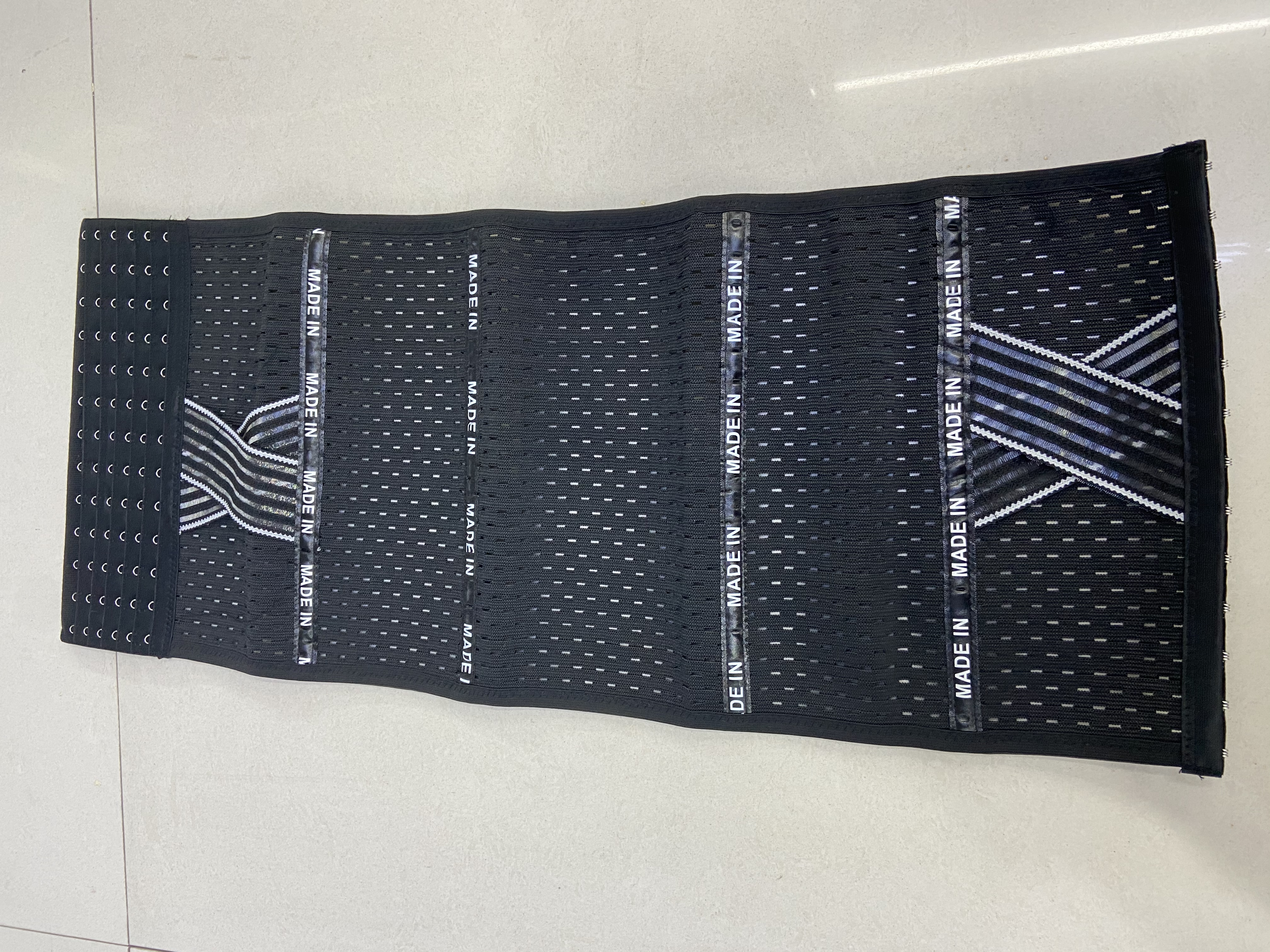 Belt detail image 3