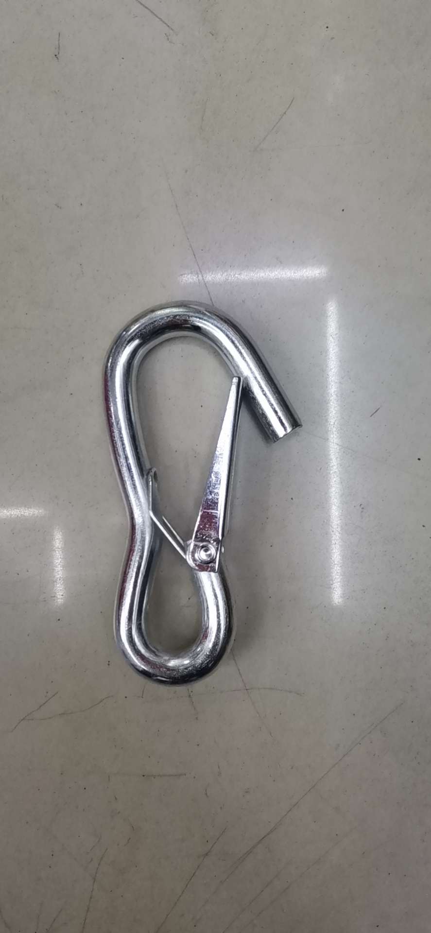 户外攀岩扣主锁装备安全挂钩钢扣梅陇锁登山扣承重保险钩防脱锁扣