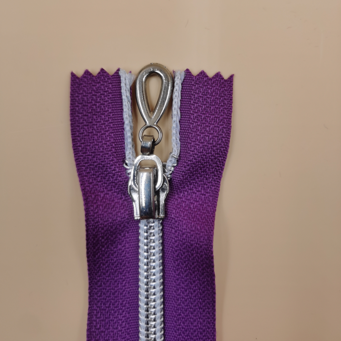 5号银齿拉链 挂镀封釉水滴头 20cm 紫色详情图1