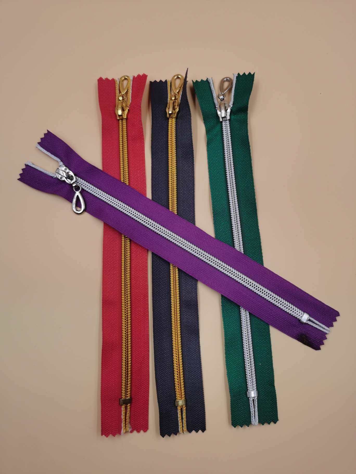 5号银齿拉链 挂镀封釉水滴头 20cm 紫色详情图3