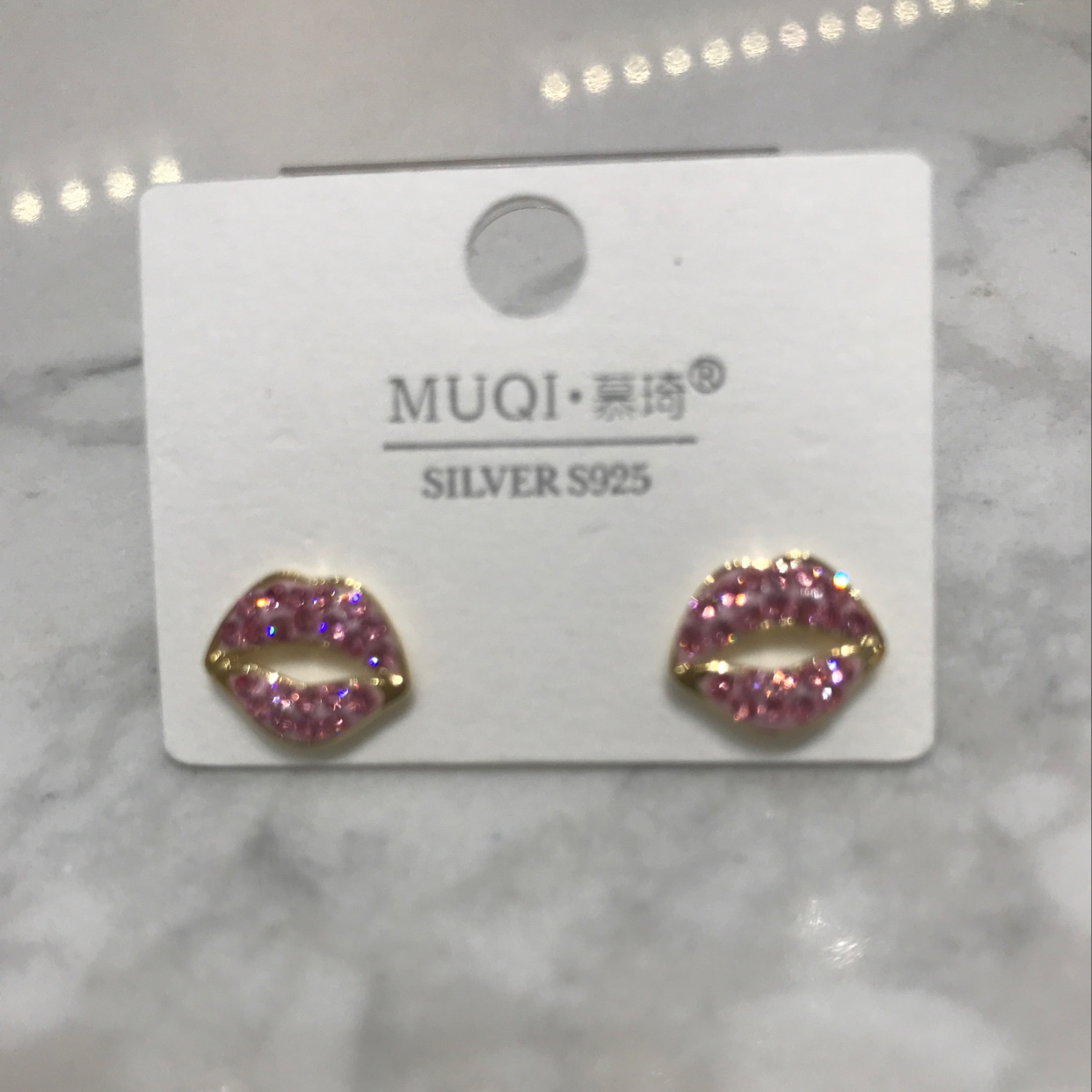 Colored zirconium ➕ lips