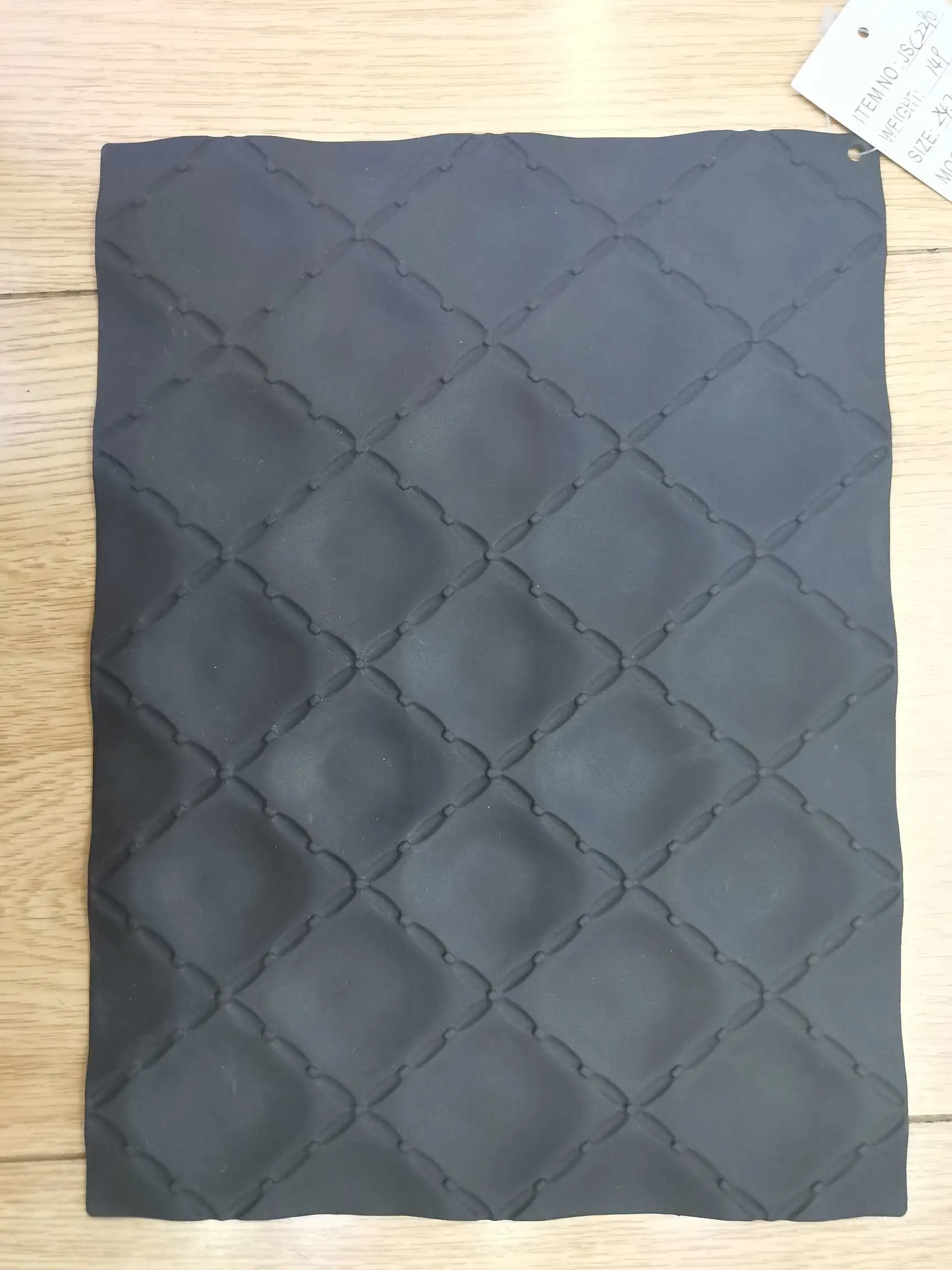 Diamond-shaped pad silicone mold detail image 1