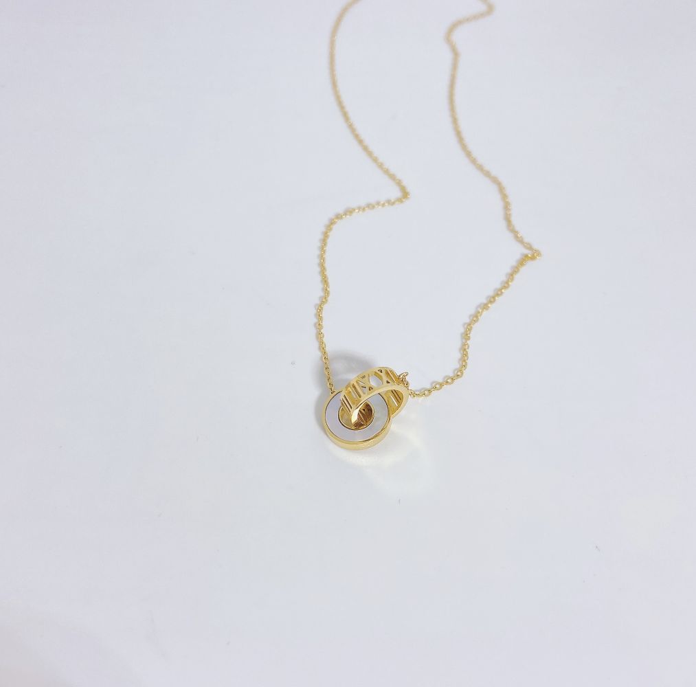Shell circle Roman Circle necklace thumbnail