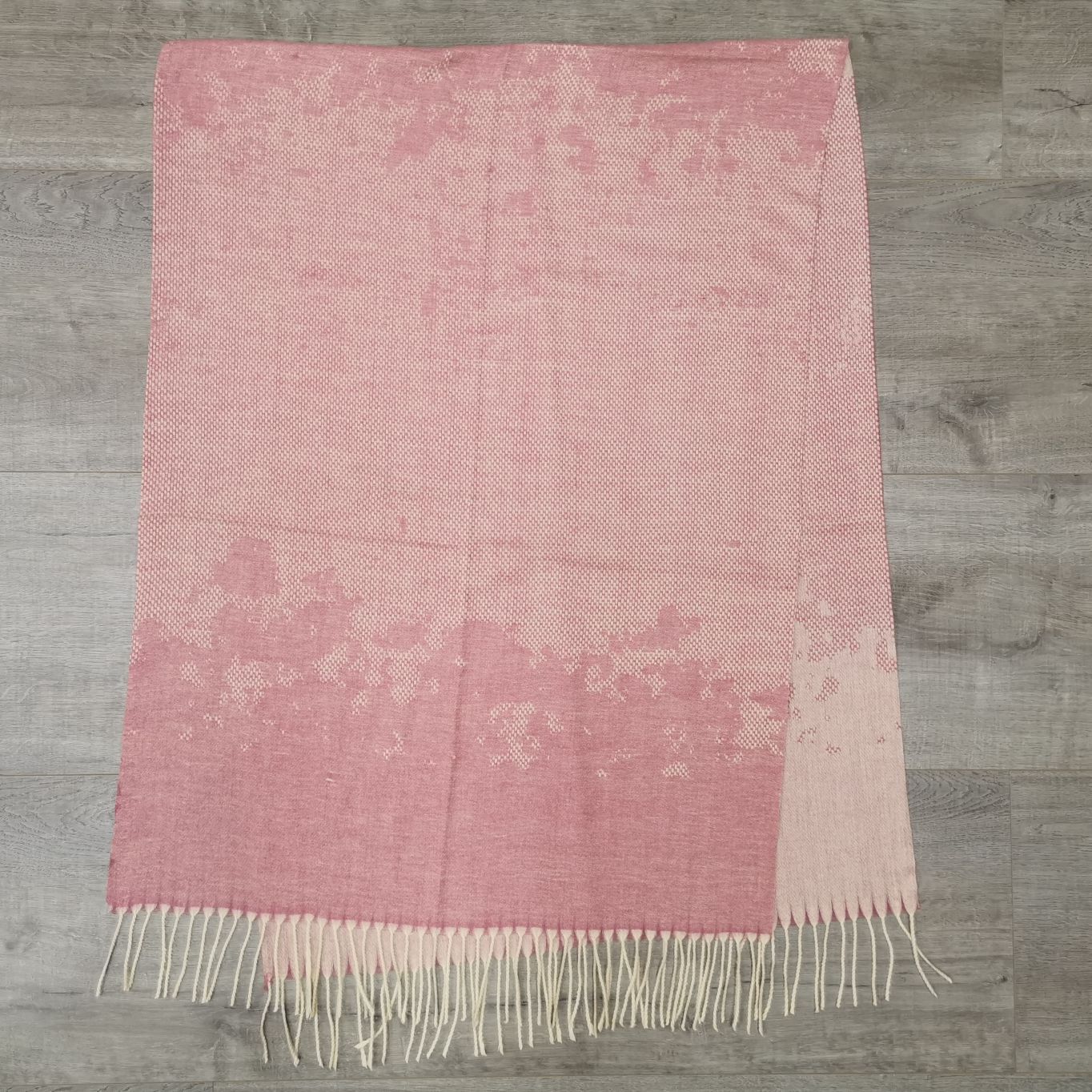 Autumn And Winter Mirage Imitation Cashmere Imitation Wool Burr Thick Warm Jacquard Scarf Love All Seasons details Picture