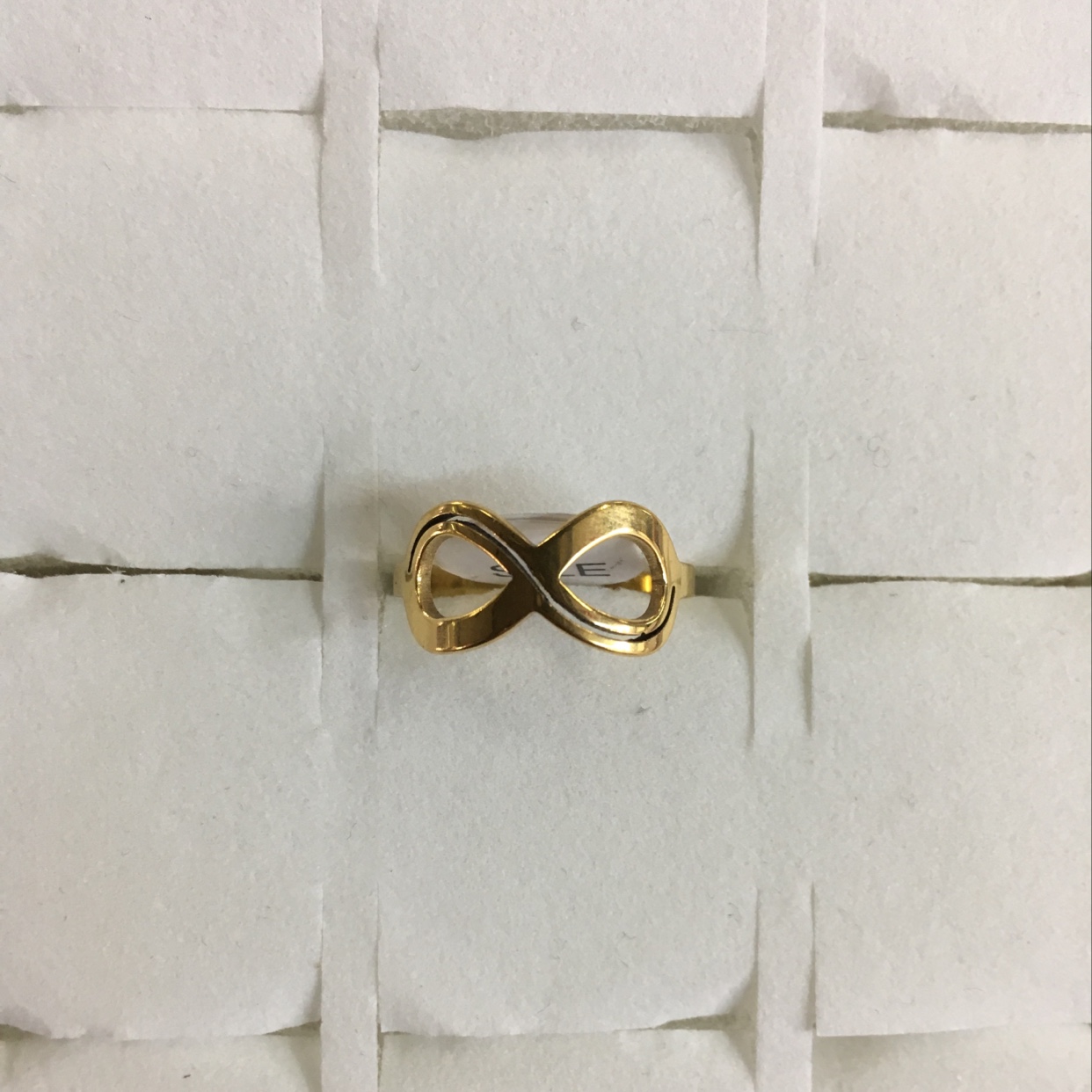 Cheng Jie jewelry stainless steel ring gold hollow design with style simple and elegant elegant elegant temperament elegant