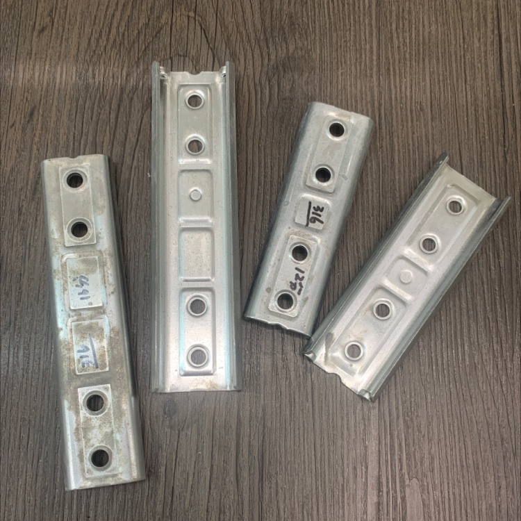 International Sofa Connector 12Cm Straight Pin Sofa Fixed Buckle Furniture Hardware Accessories details Picture
