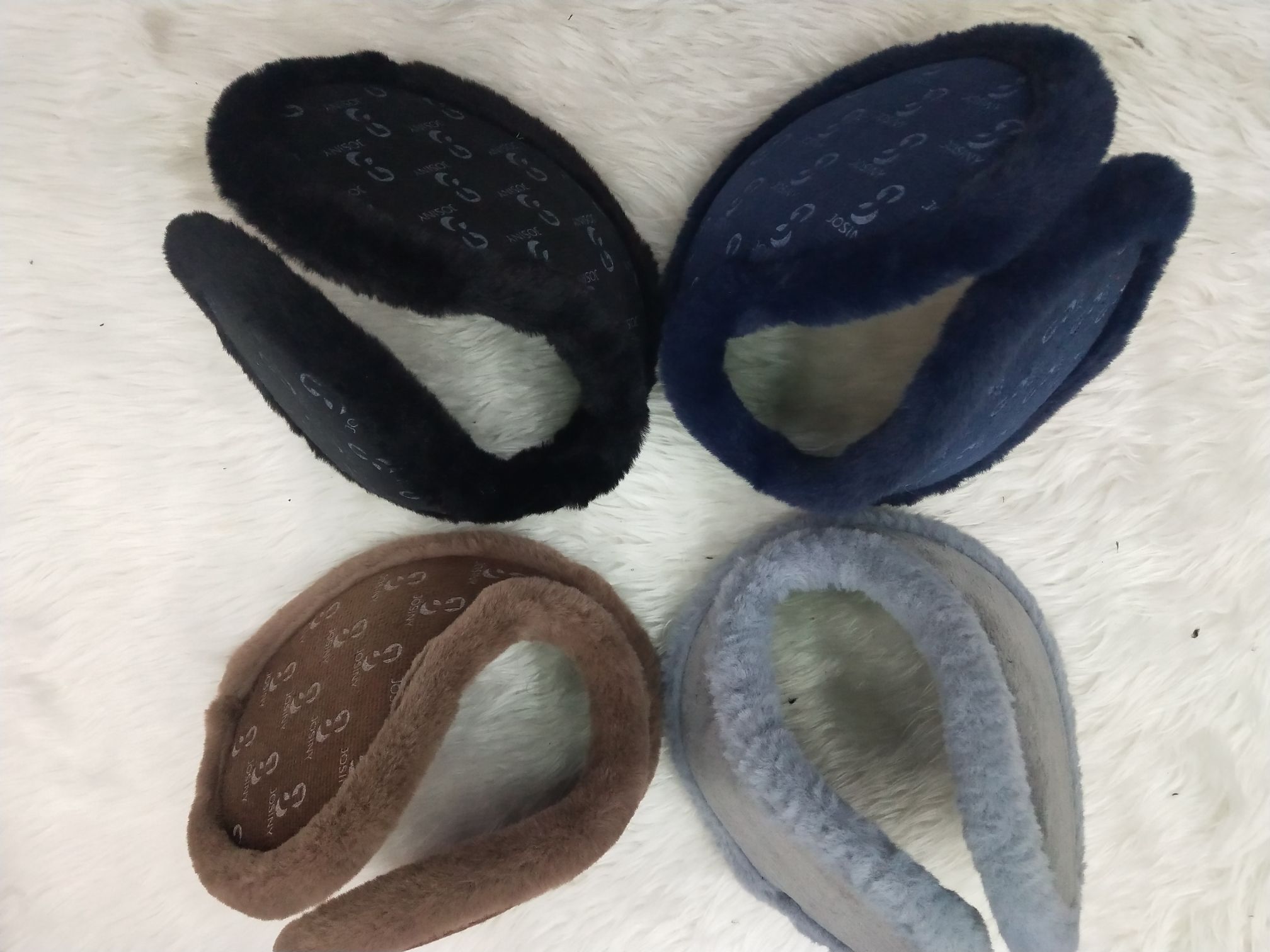 Rabbit Fur Edge Printed European Edition Fashion Pattern Warm Soft Comfortable Beautiful Earmuffs Application Scenario