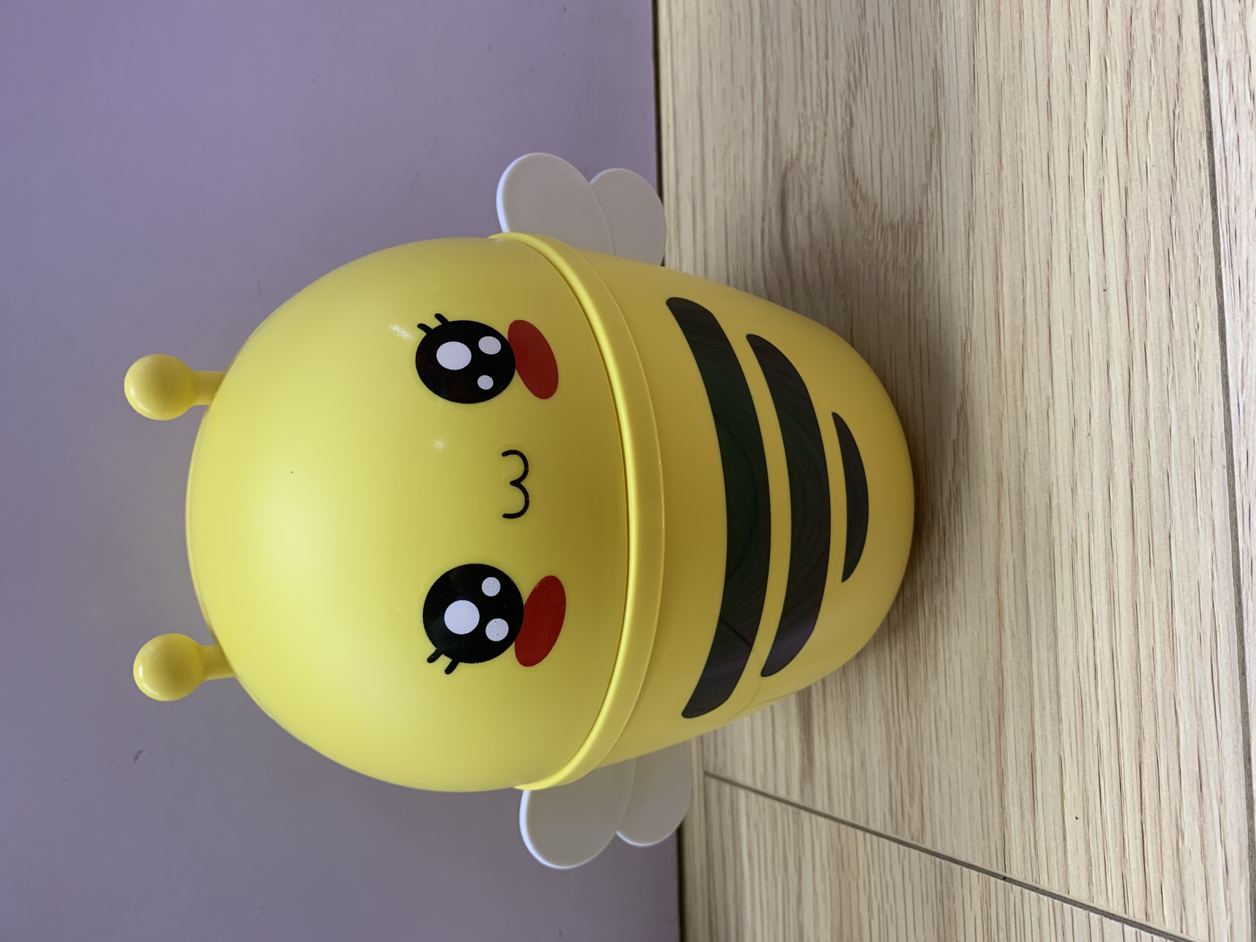 Bee Trash Can Cartoon Trash Can For Children Specification drawing