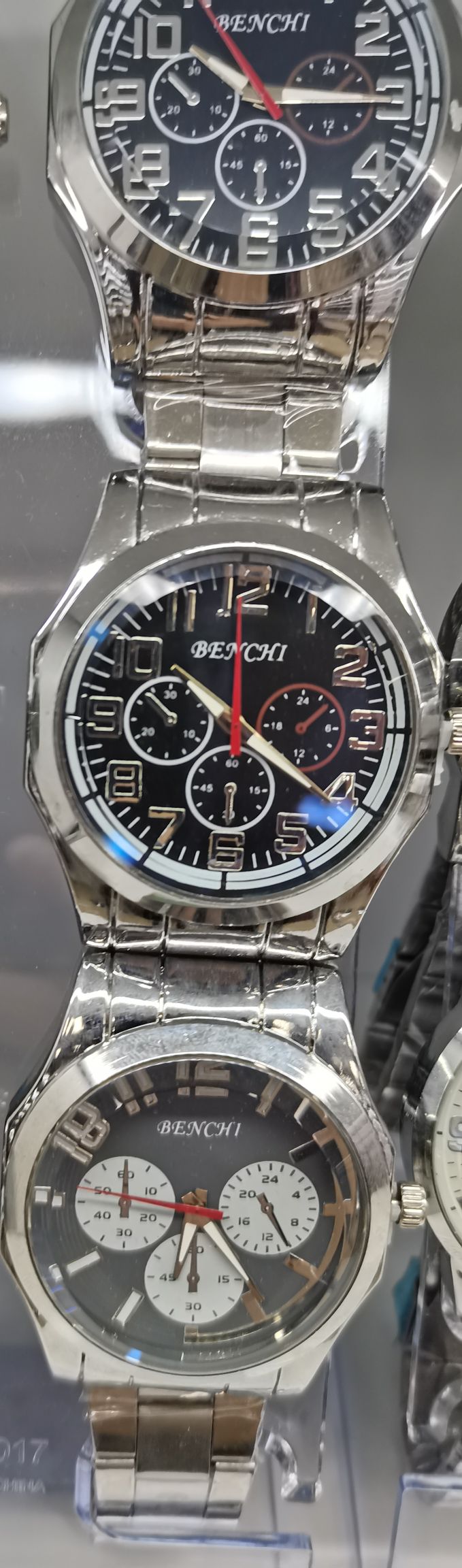 Quartz watches, electronic watches details Picture