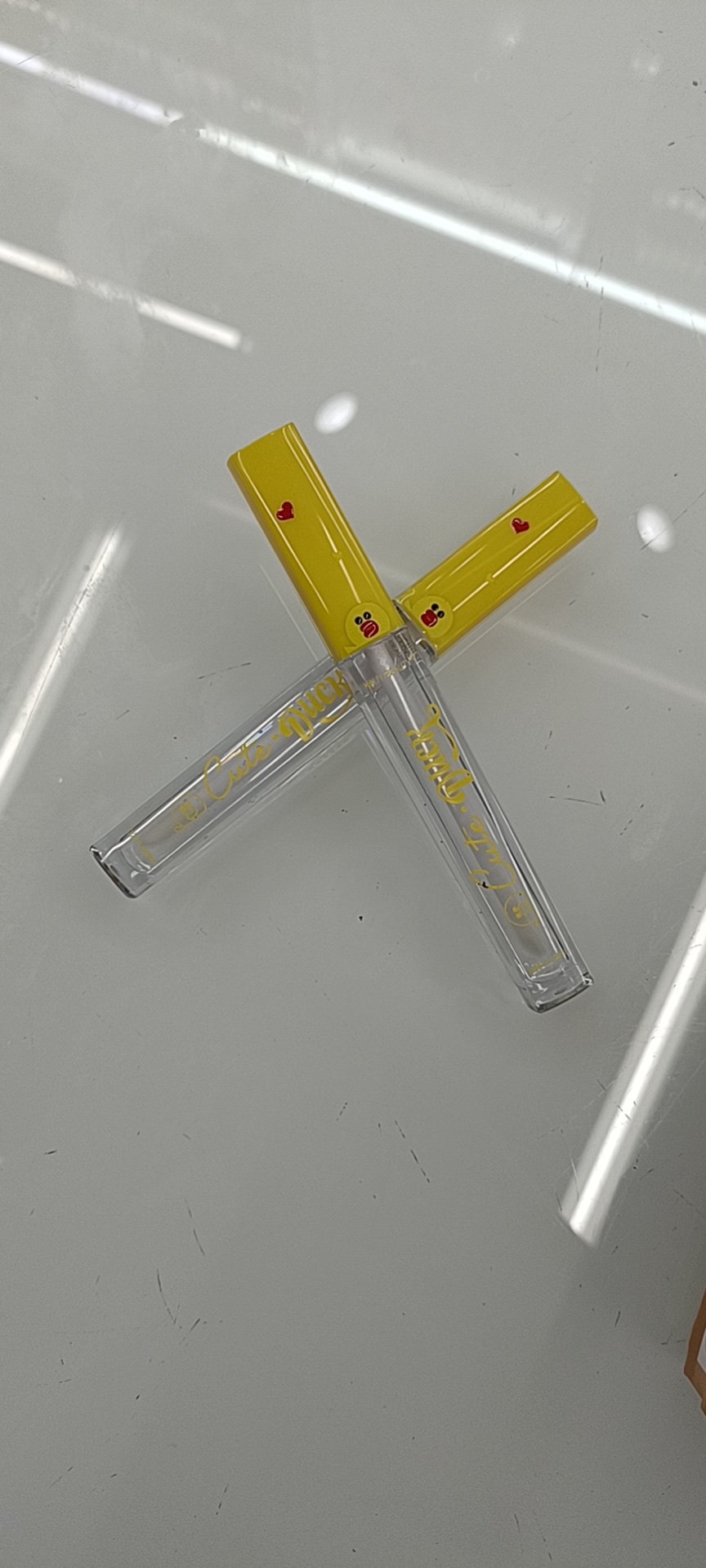 Foreign Trade For Small Yellow Duck Lip Glaze Specification drawing