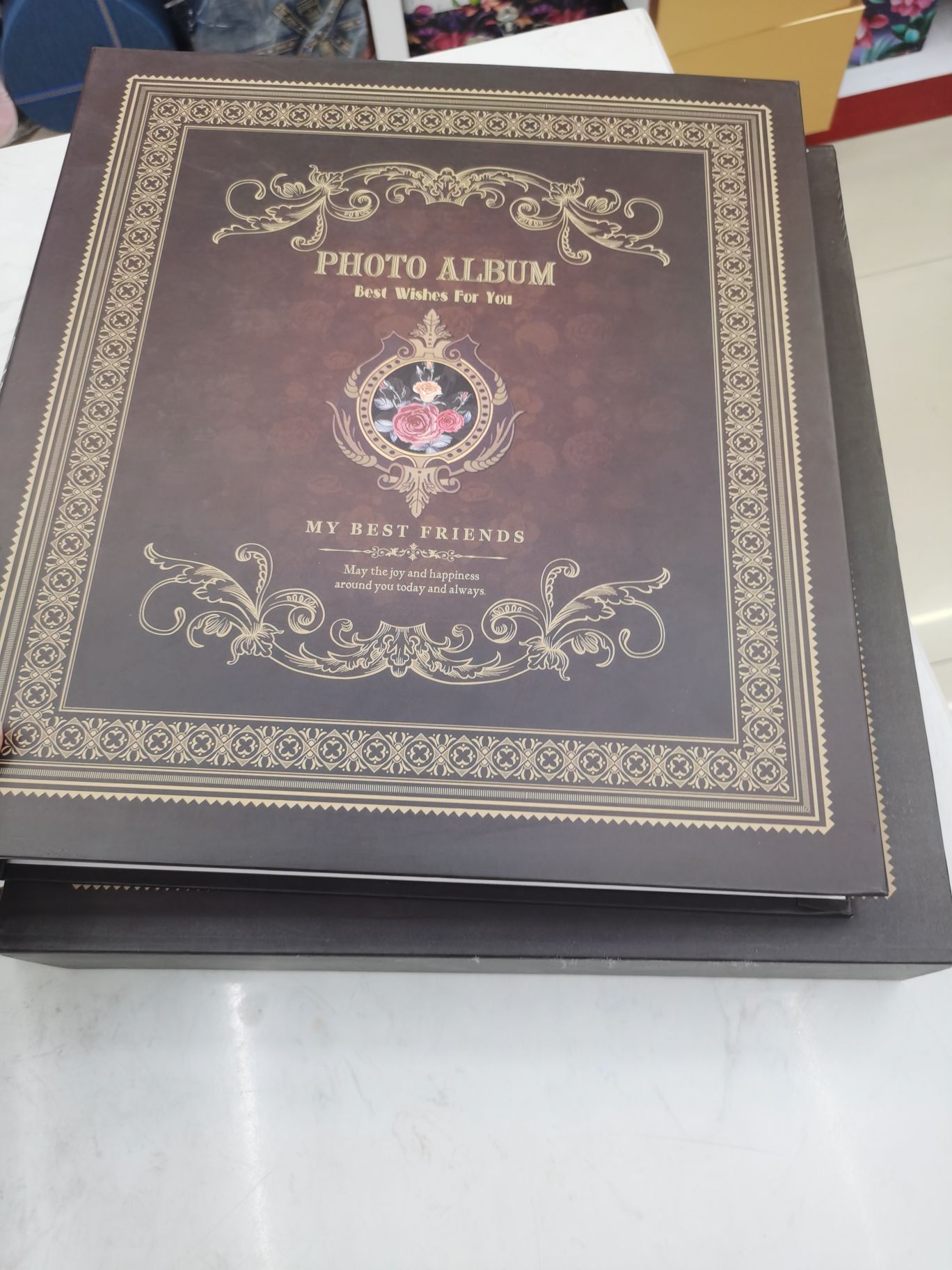 Chung Jin Gift Box 6 Inches 500 Antique Family Photo Album Large Capacity Family Photo Album Inserts Item Picture