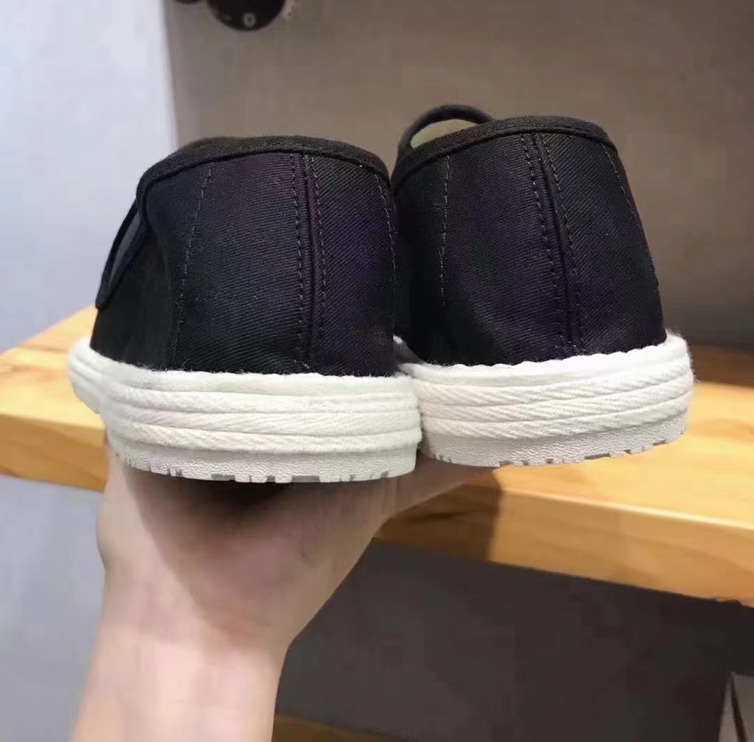 Jinghua Face Jingqiang Cloth Classic Pure Black And White Sole Cotton Shoes Handmade, 39 ~ 45 Yards, 1 details Picture