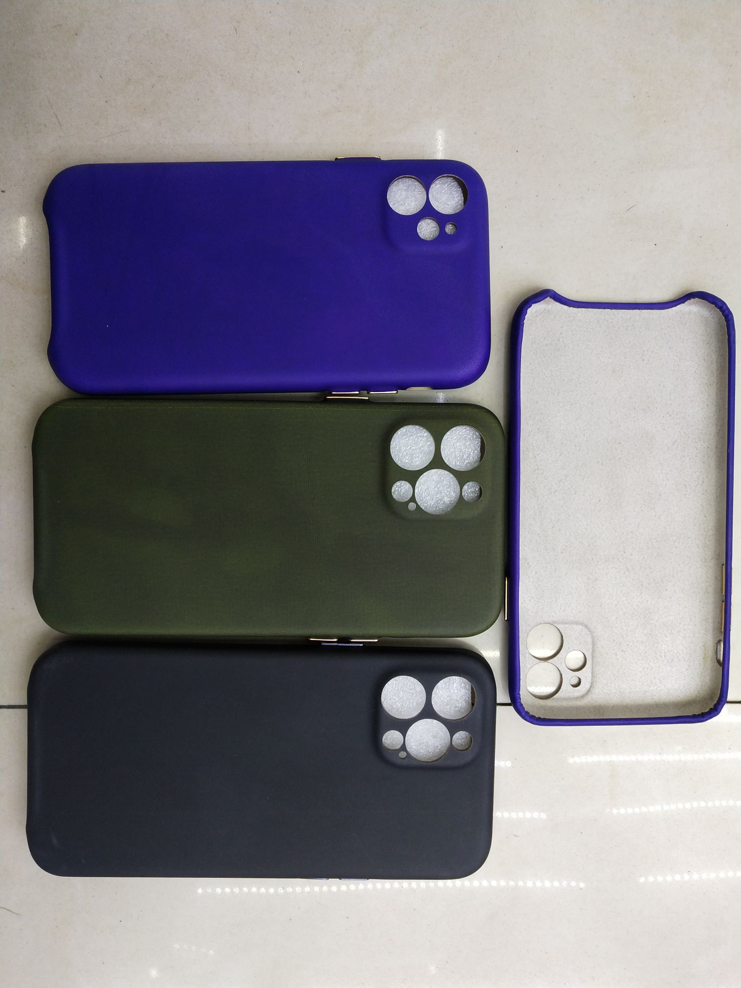Thermal liquid three-pack electroplated button mobile phone case protective case