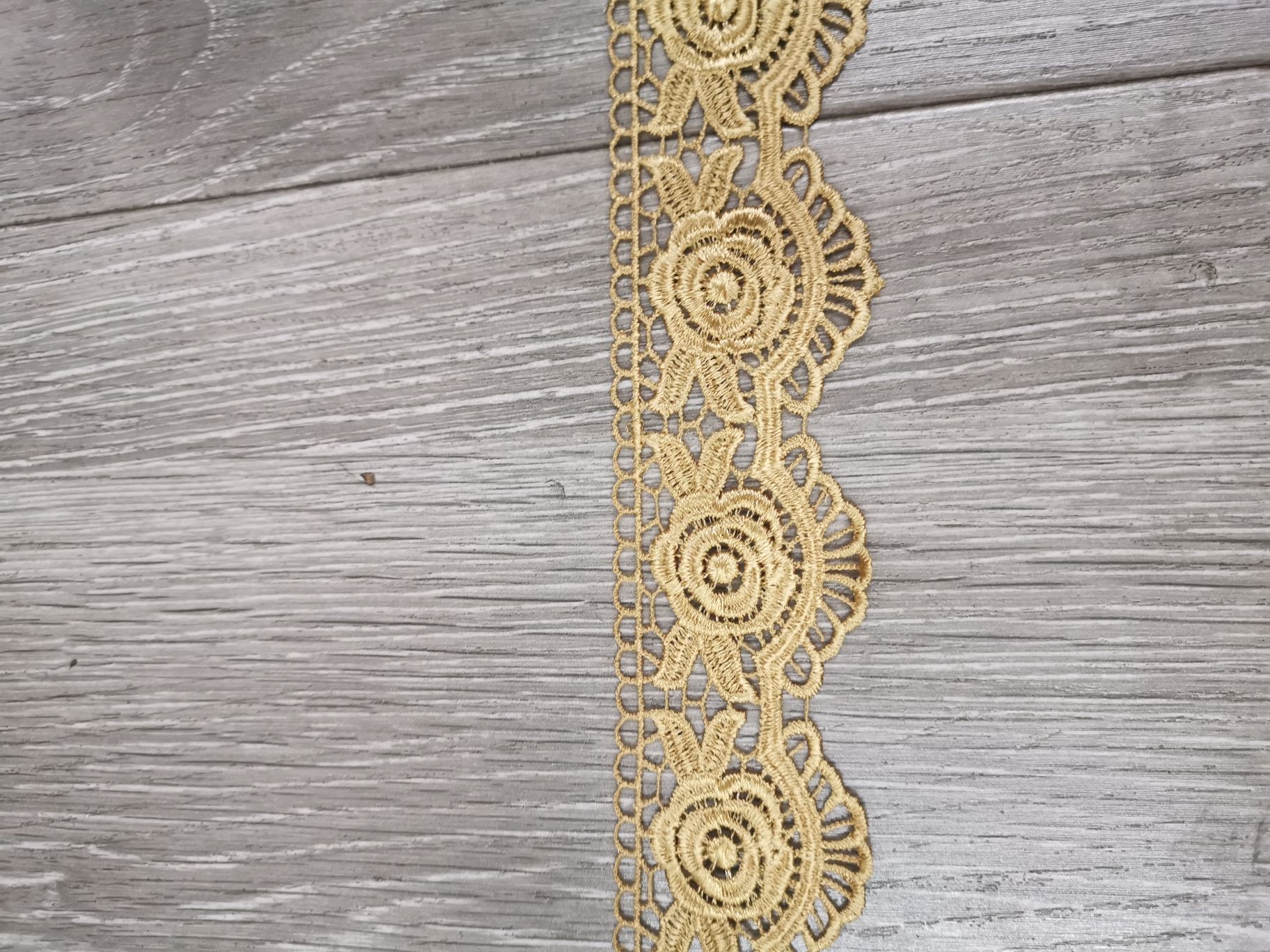 Polyester Three Strands Of Water-Soluble Embroidery Lace Specification drawing