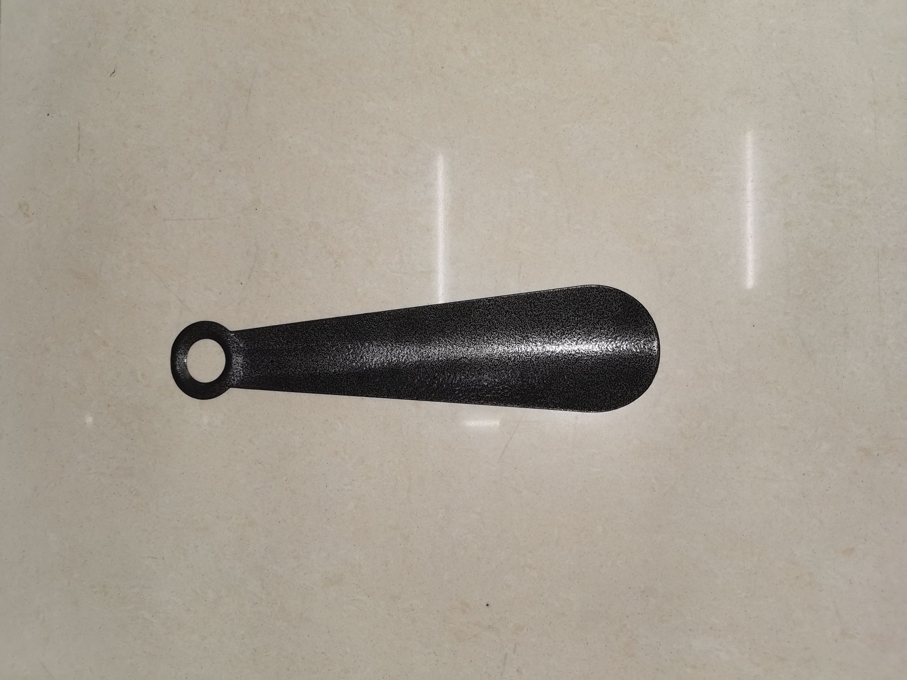 A Shoehorn