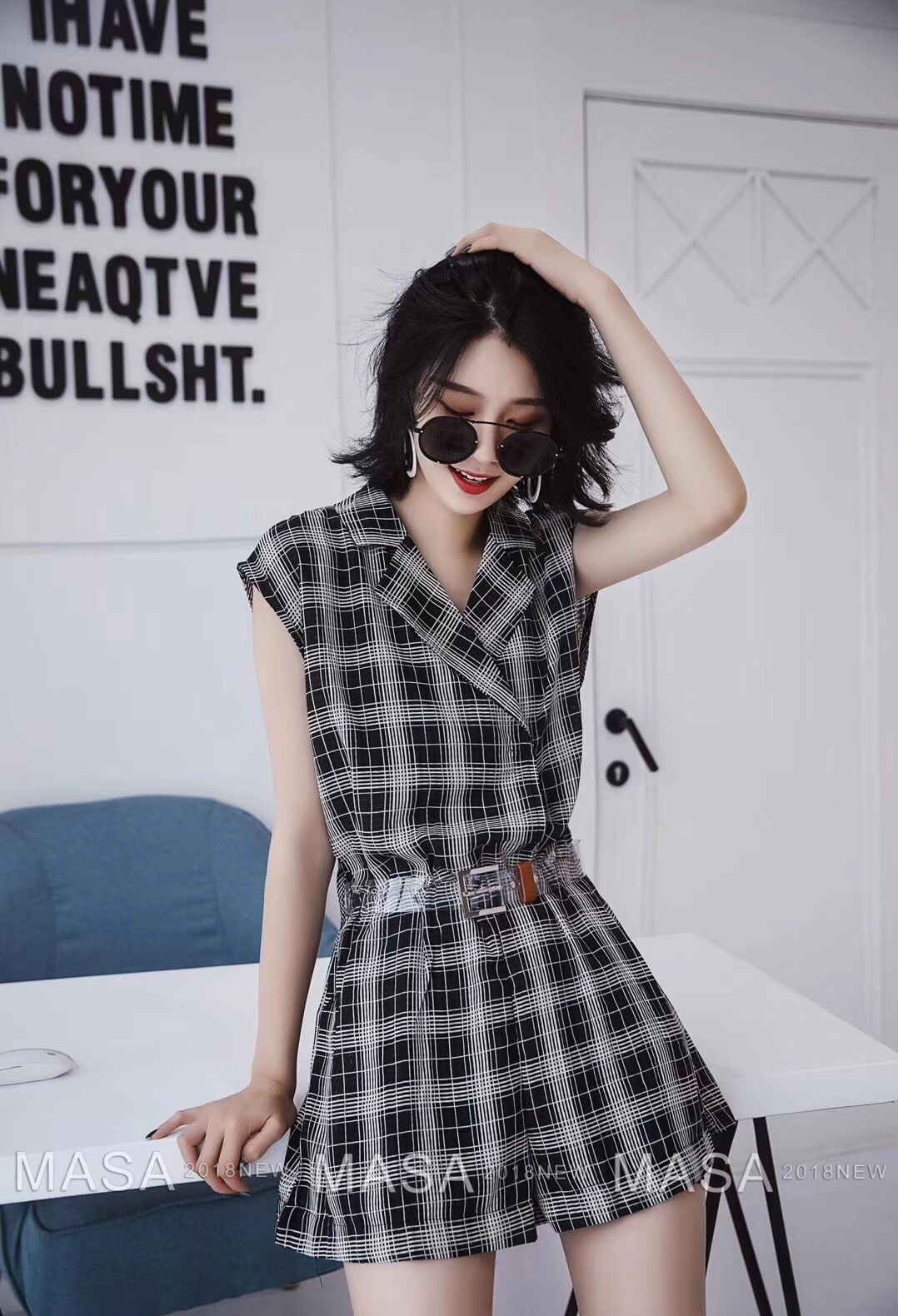 Korean Slim Slim Medium Long Style details Picture