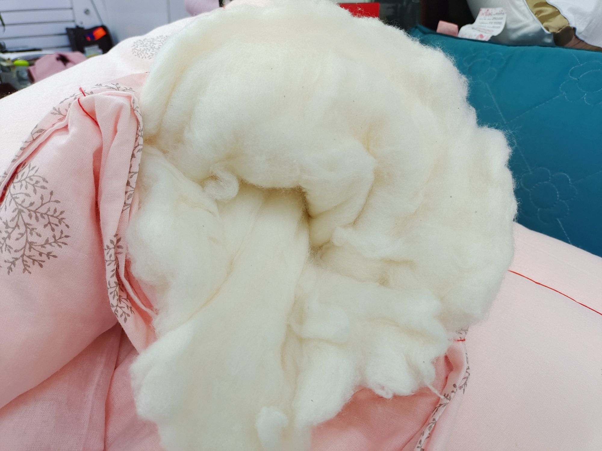 Cotton Can Be Customized Manufacturers Direct Sales Xinjiang Cotton First-Class Cotton 150*200/200*230 Size Can Be Customized Winter Quilt Core details Picture