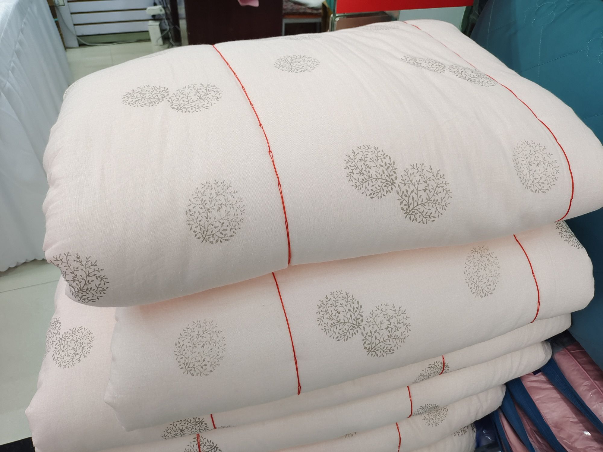 Cotton Can Be Customized Manufacturers Direct Sales Xinjiang Cotton First-Class Cotton 150*200/200*230 Size Can Be Customized Winter Quilt Core