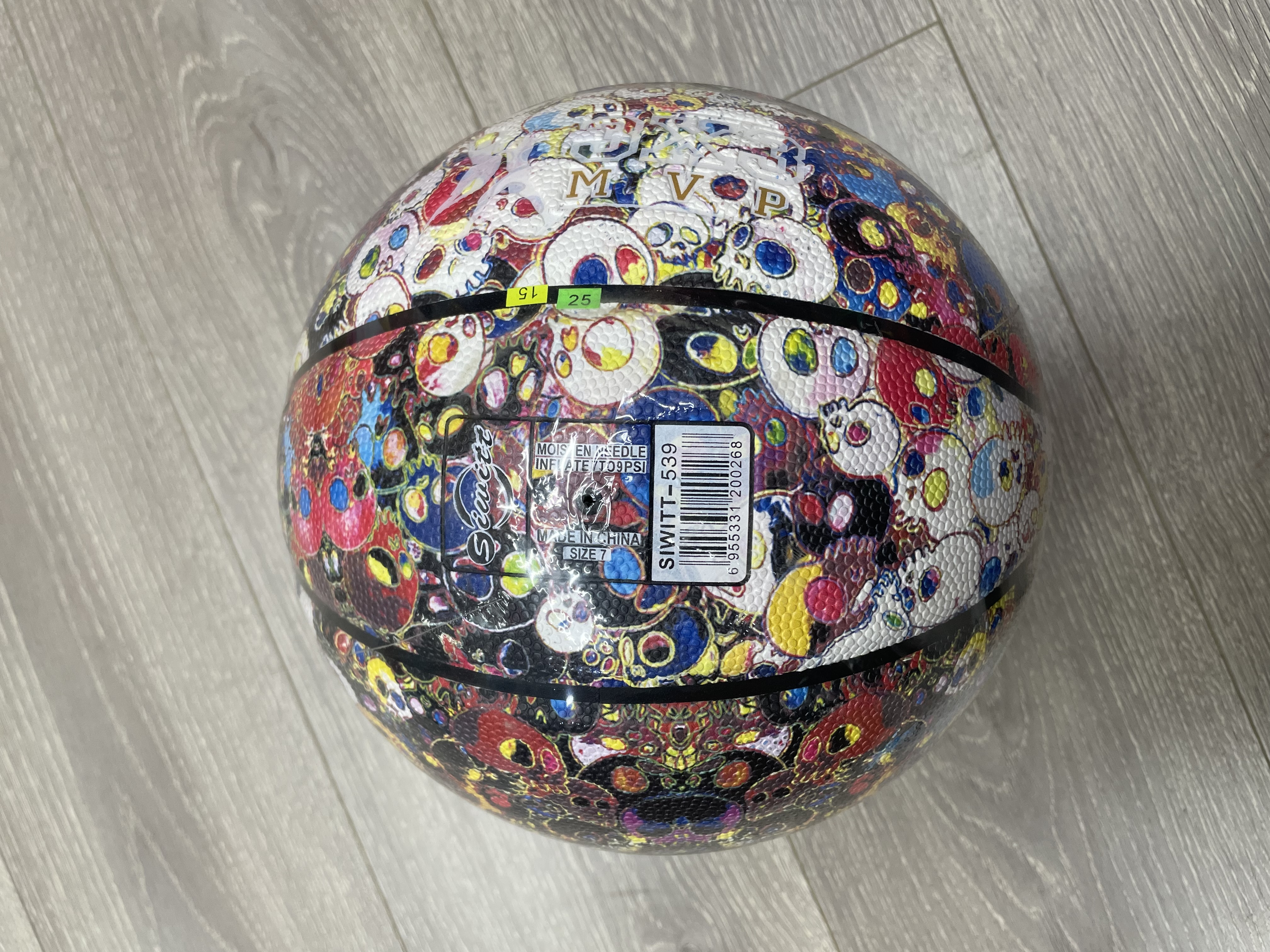 Factory direct sales of wear-resistant and impact-resistant children's training basketballs. Samples can be customized and logos can be printed details Picture