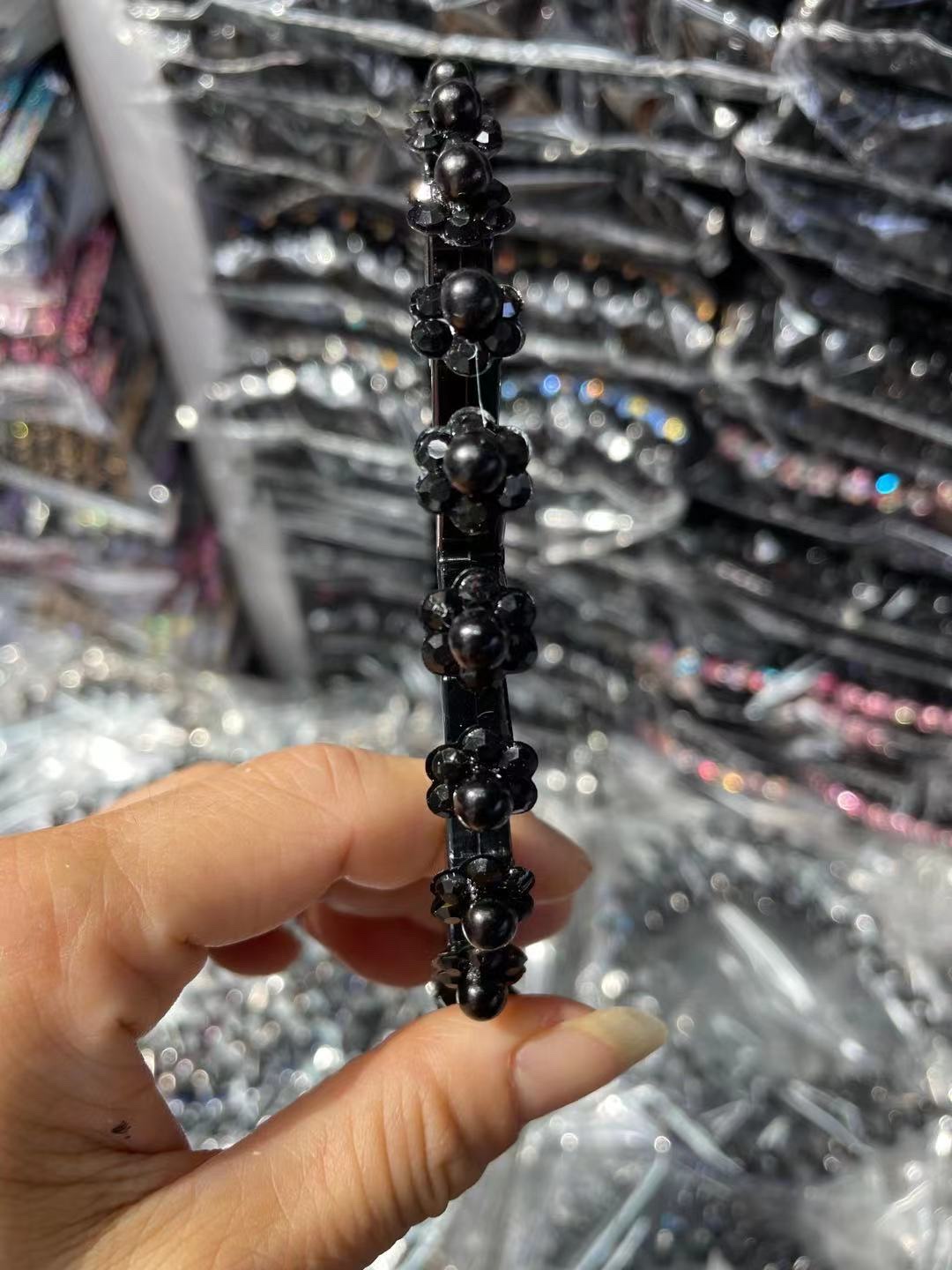 Korean Wave Plum Hairpin Braided Hair Buckle Fashion Trend Casual Korean Butterfly Beautiful 009 Application Scenario