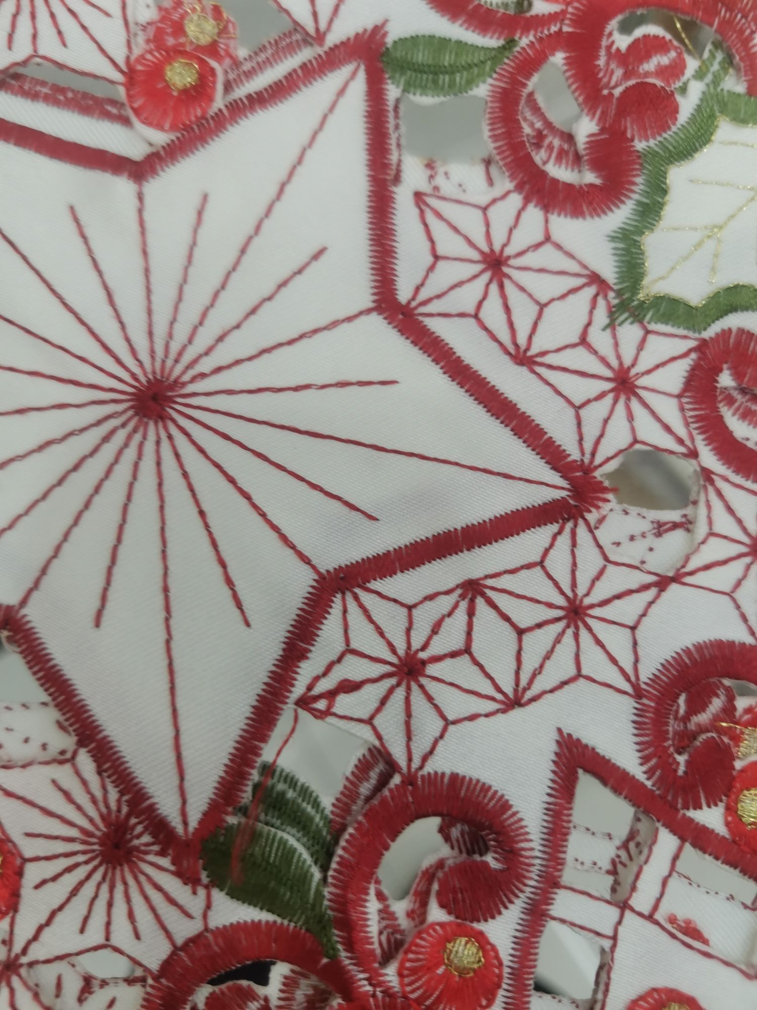 Yina Pavilion Table Flag 1