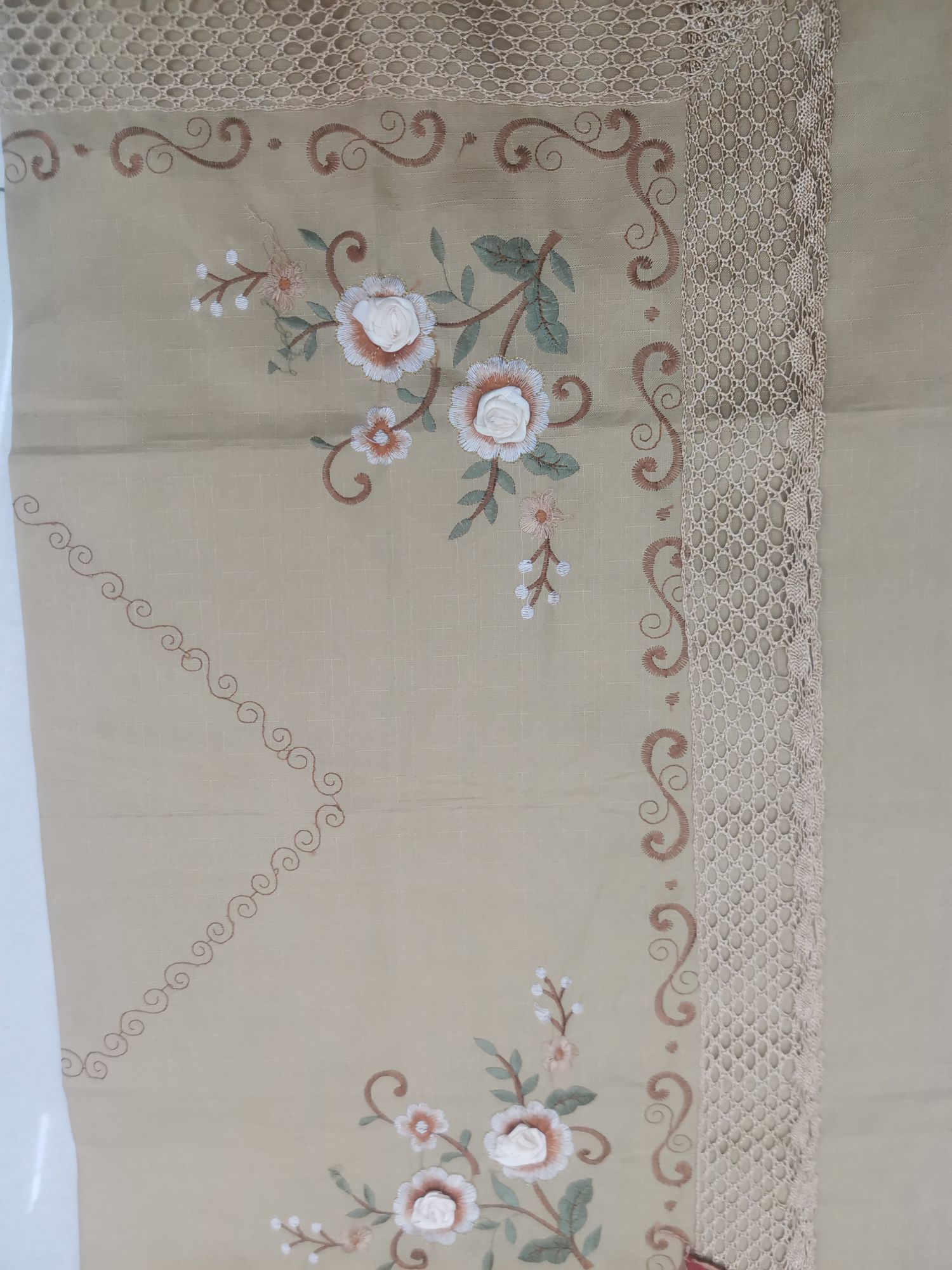 Yina Pavilion Table Flag 12
