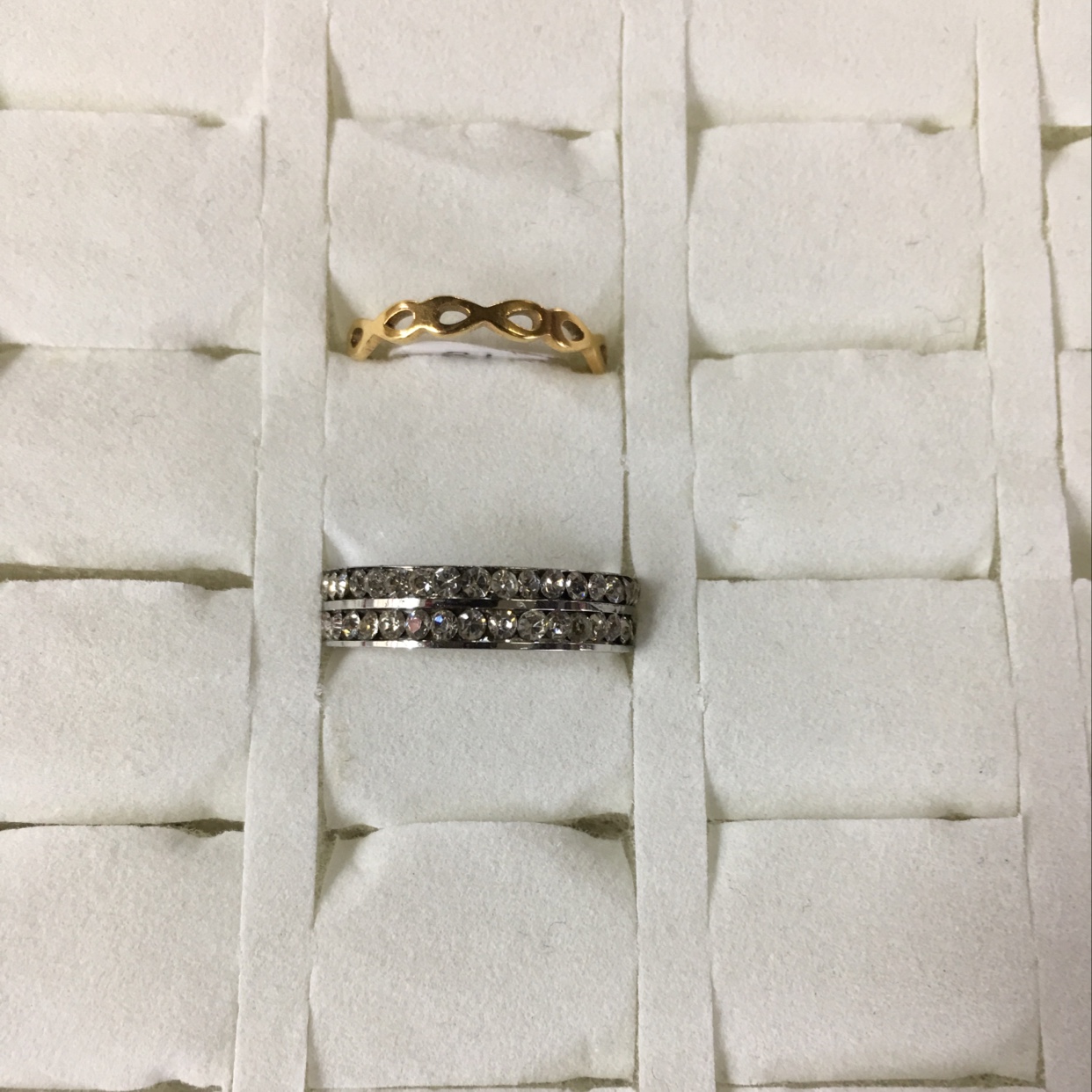 Cheng Jie jewelry stainless steel ring gold hollow design with unique style charm fashion elegant elegant temperament full figure