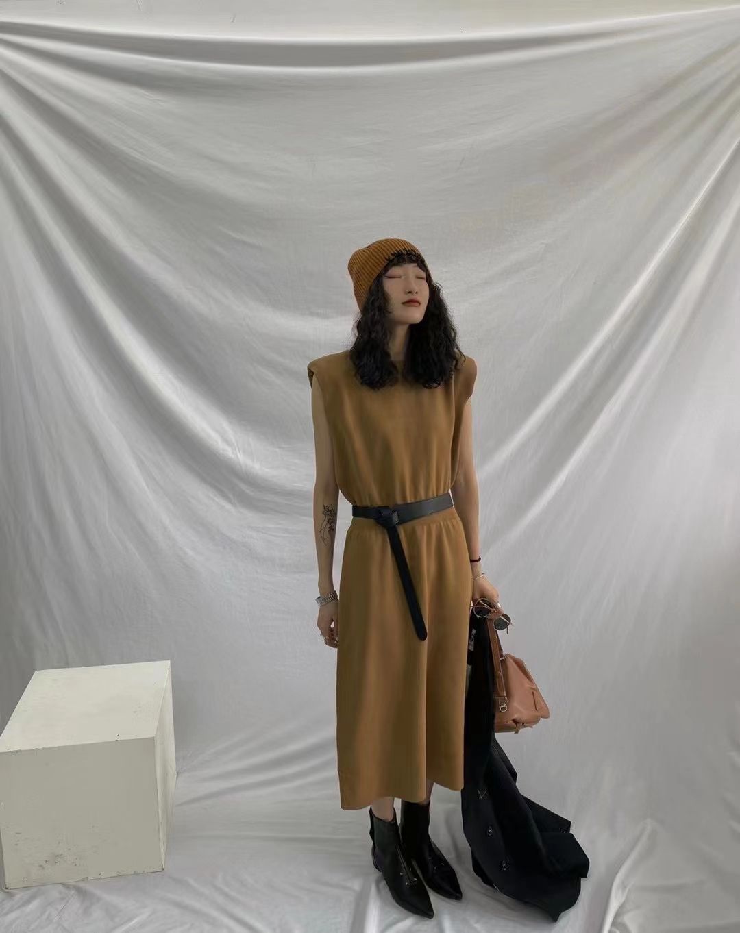 Autumn And Winter New Women's Slimming Temperament European And American Style Warm Trench Coat Coat Top 11