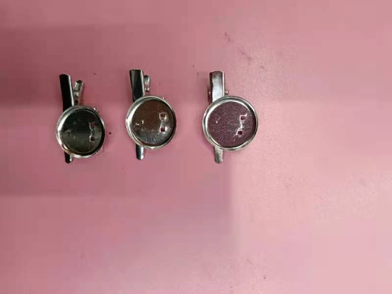 Brooch 202/3