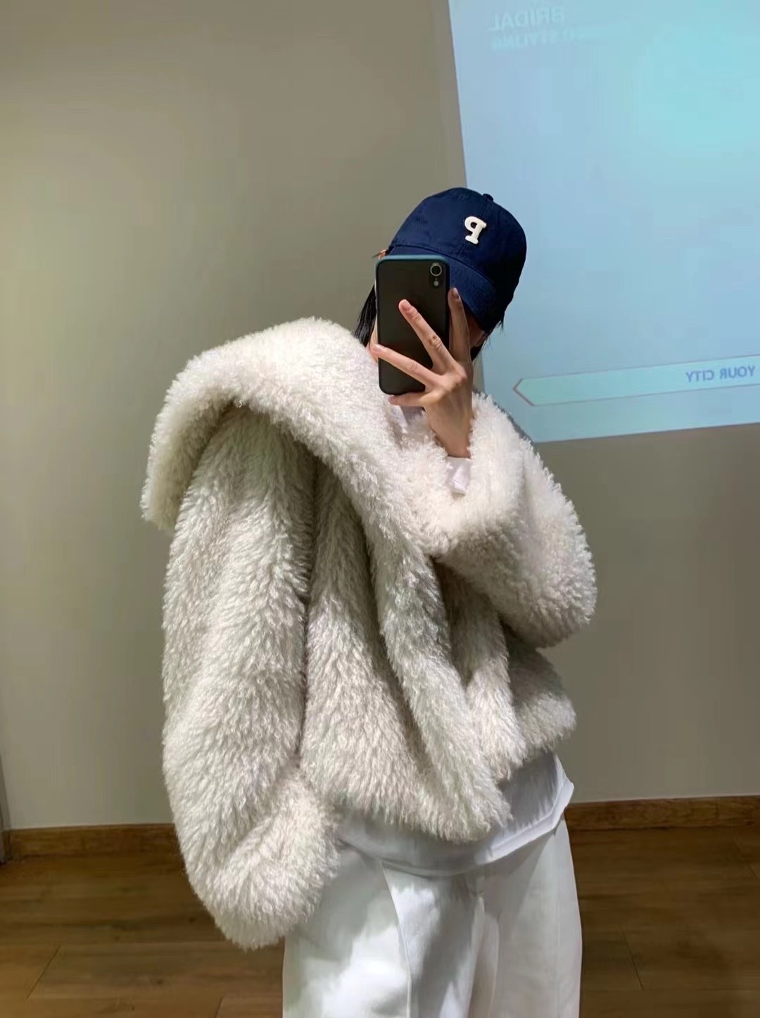Autumn And Winter New Gray Uniform Size Casual Fashion Trend Top For Women 6 details Picture