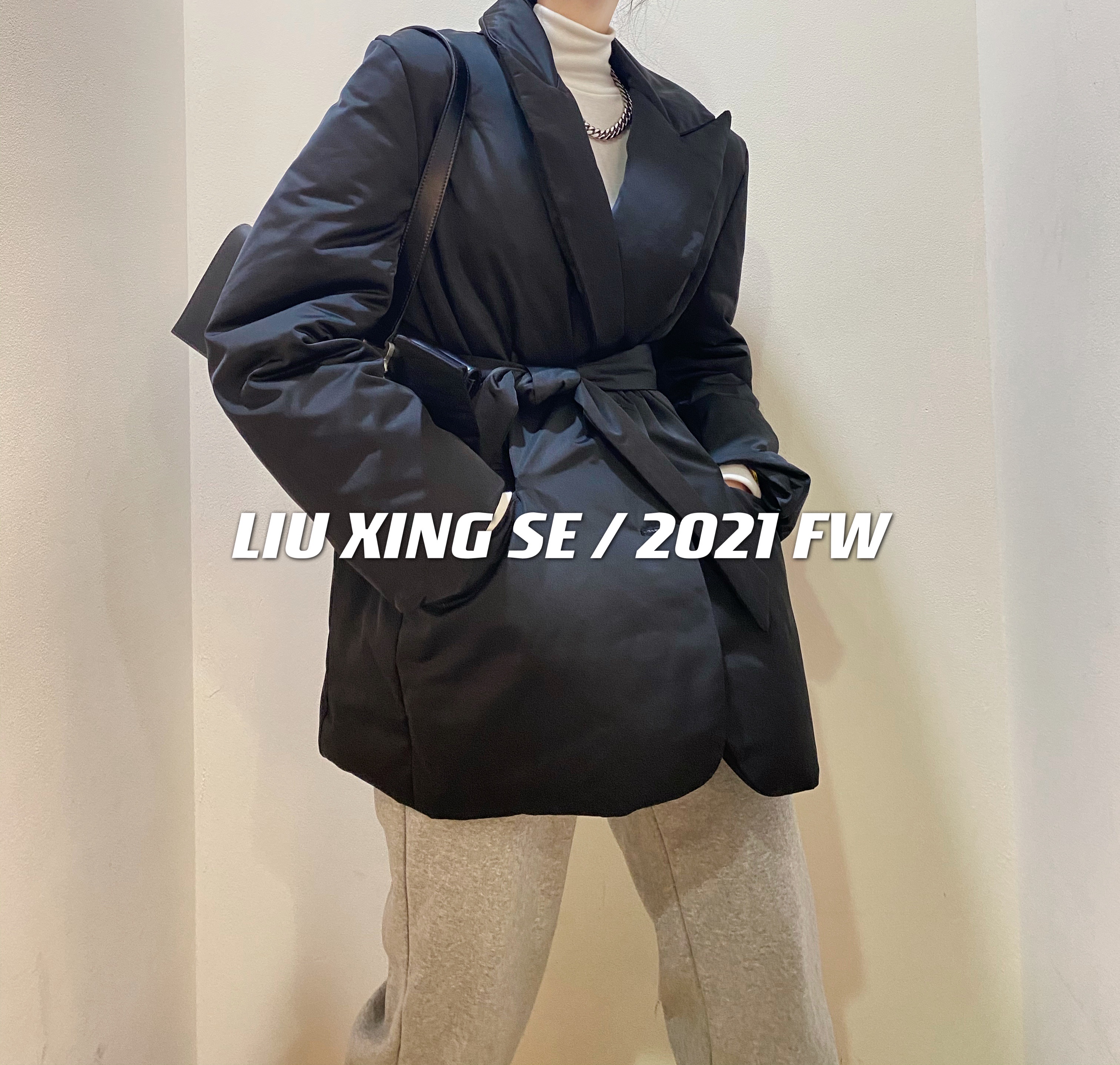 Autumn And Winter New Gray Uniform Size Casual Fashion Trend Top For Women 5 details Picture