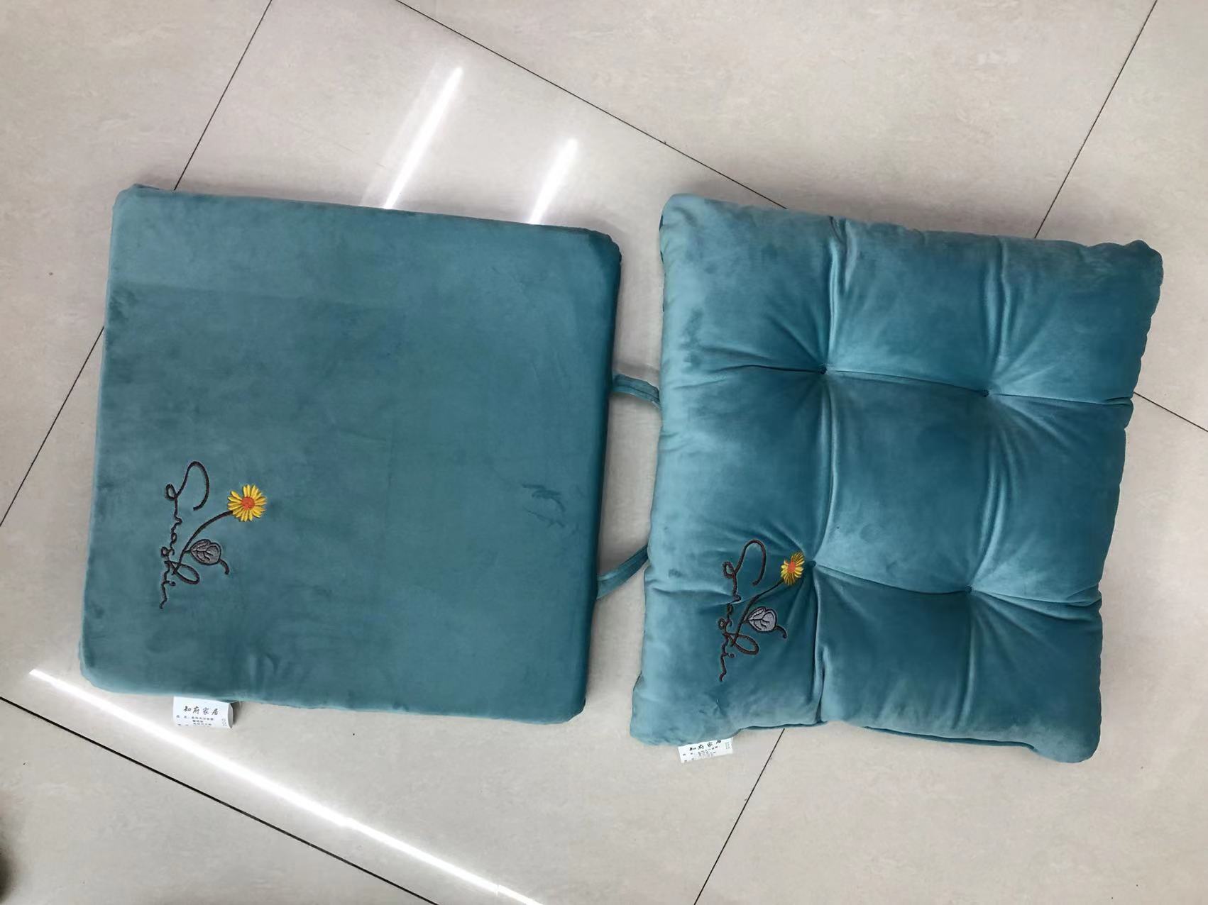Manufacturers Direct Sales Of Solid Color Four-Hole Mat Wholesale Selling