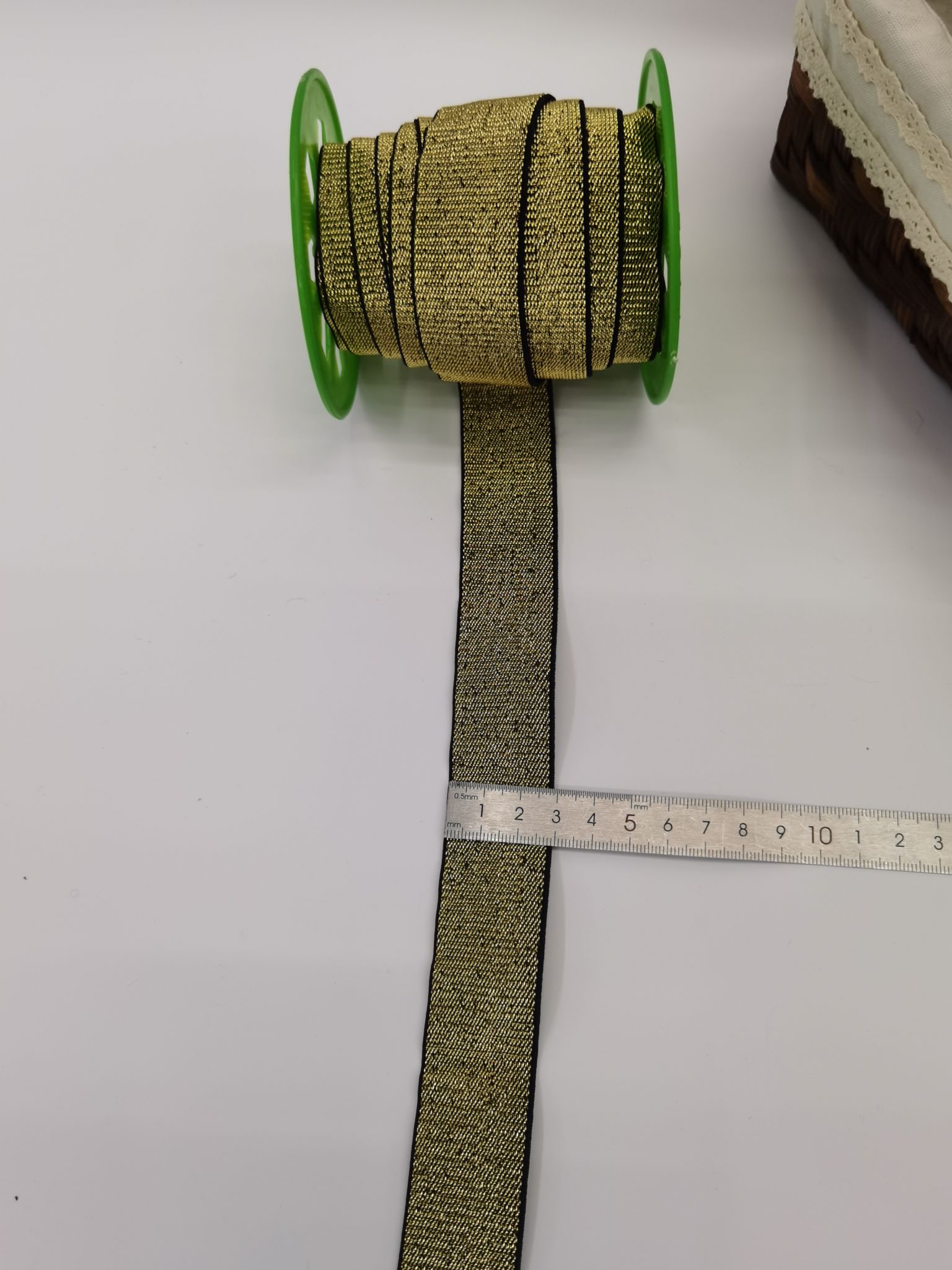 Factory Direct Sales Volume Is Large And Favorable 3.0 Gold Wire Tightness Item Picture