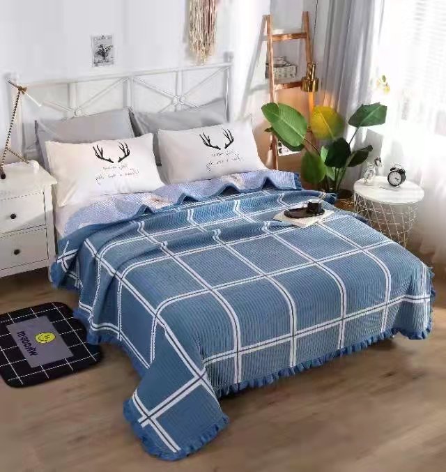 Manufacturers Direct Wholesale Crystal Velvet Four-Piece Blanket