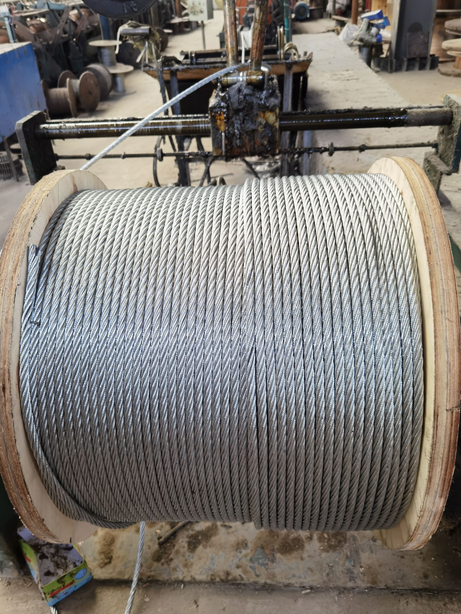 镀锌钢丝绳6x12细节图