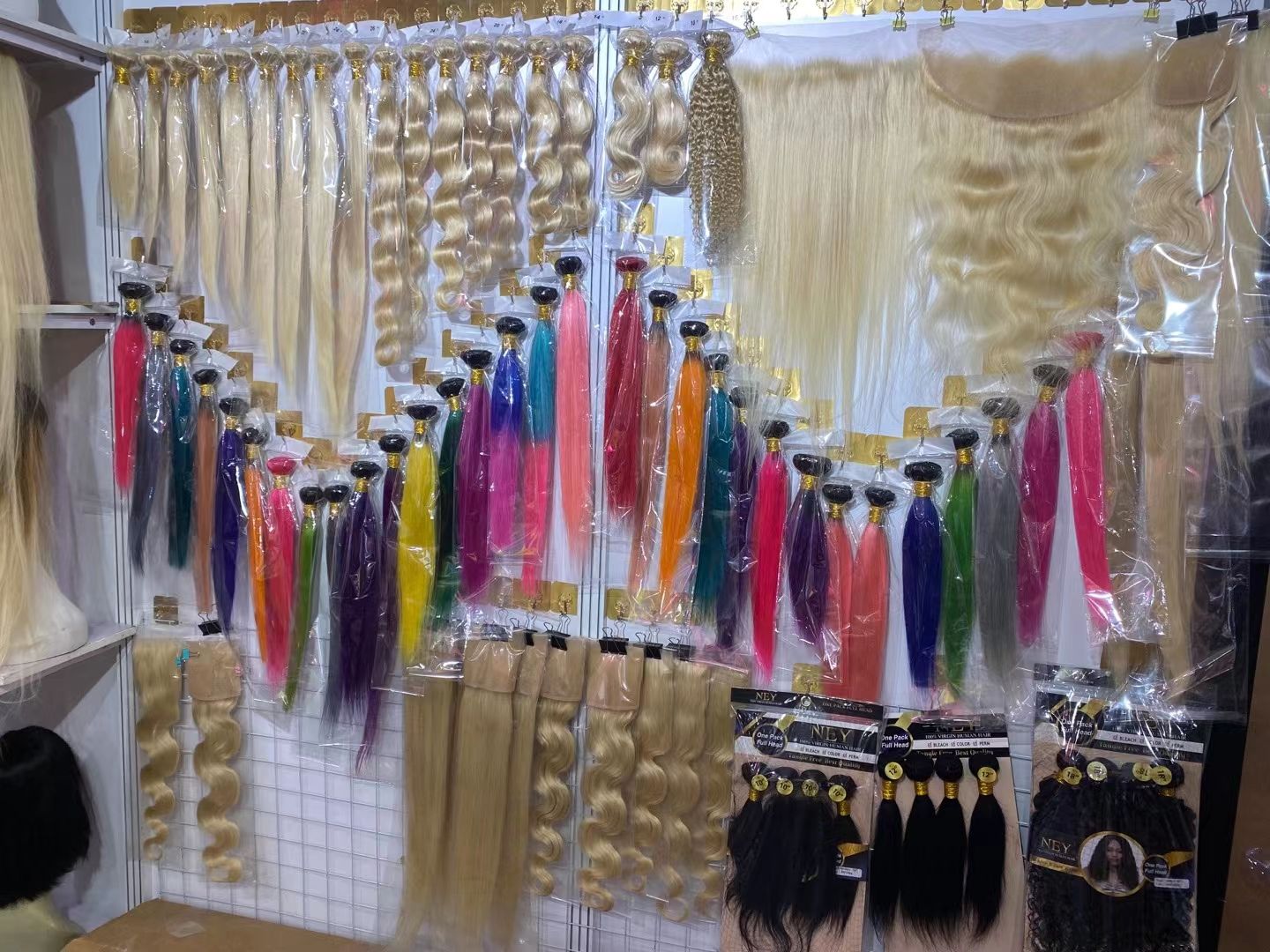 Yiwu Kanika Lun Wig Co., LTD describe pic - 3