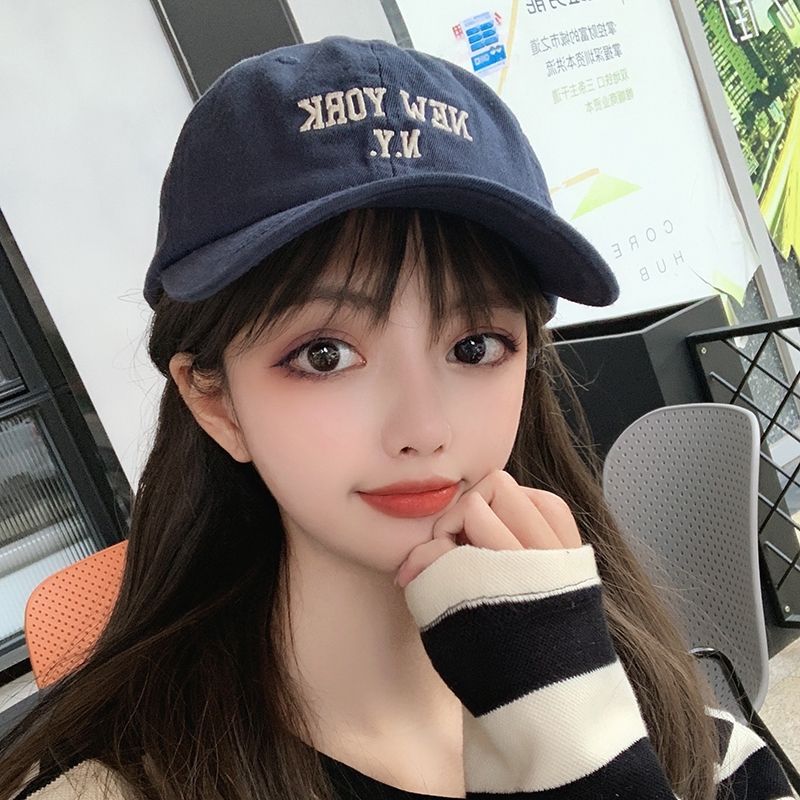 Classic Baseball Cap details Picture