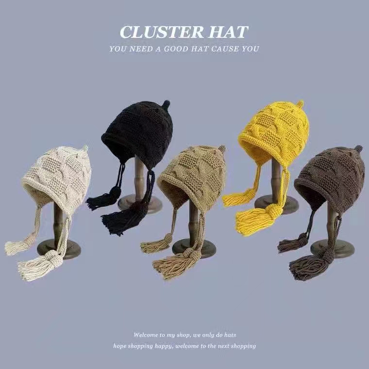 A Knitted Hat With Fringe Application Scenario
