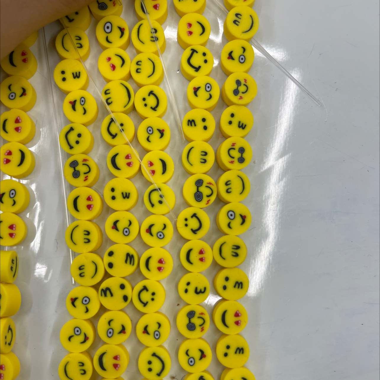 Soft Clay Slice Emoticons, Eco-Friendly Material, Handcrafted Beads, Diy Accessories details Picture