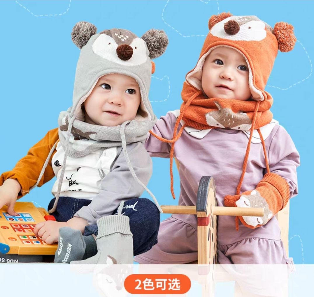 Woolly Hat Industry Children's Cartoon Three-Piece Hat Scarf Gloves Knitted Hat Small Fox Woolen Hat details Picture
