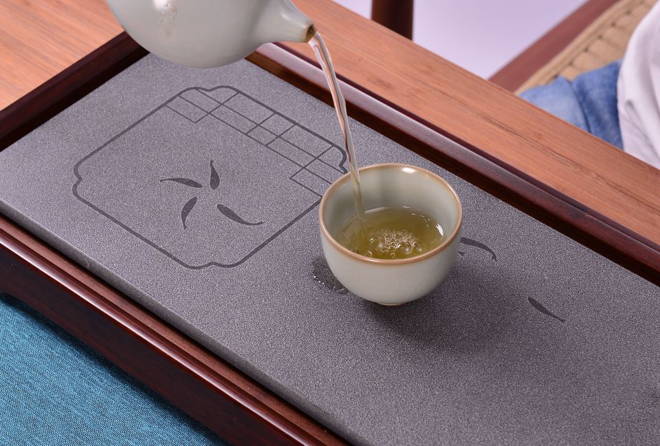 Fish Watching Natural Ugin Stone Tea Tray Household Dry Bubble Simple Drain Tea Table Office Kung Fu Saucer Application Scenario