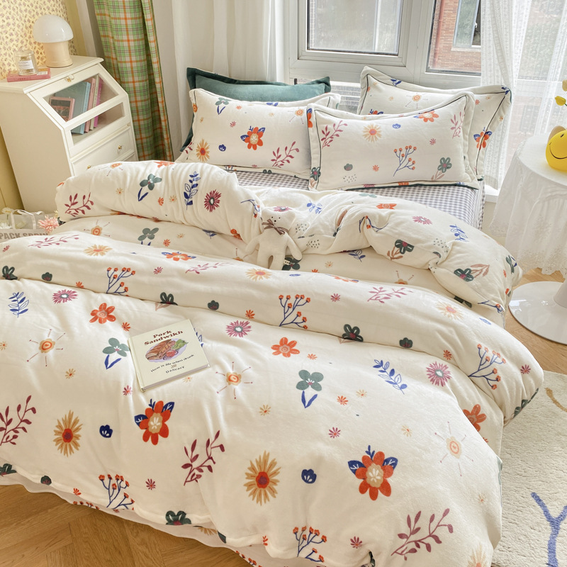 Milk Velvet 4-Piece Set Solid Color Naked Sleeping Thickened Bed Sheet Cover Simple Pillowcase Student Dormitory Bedding Kit details Picture