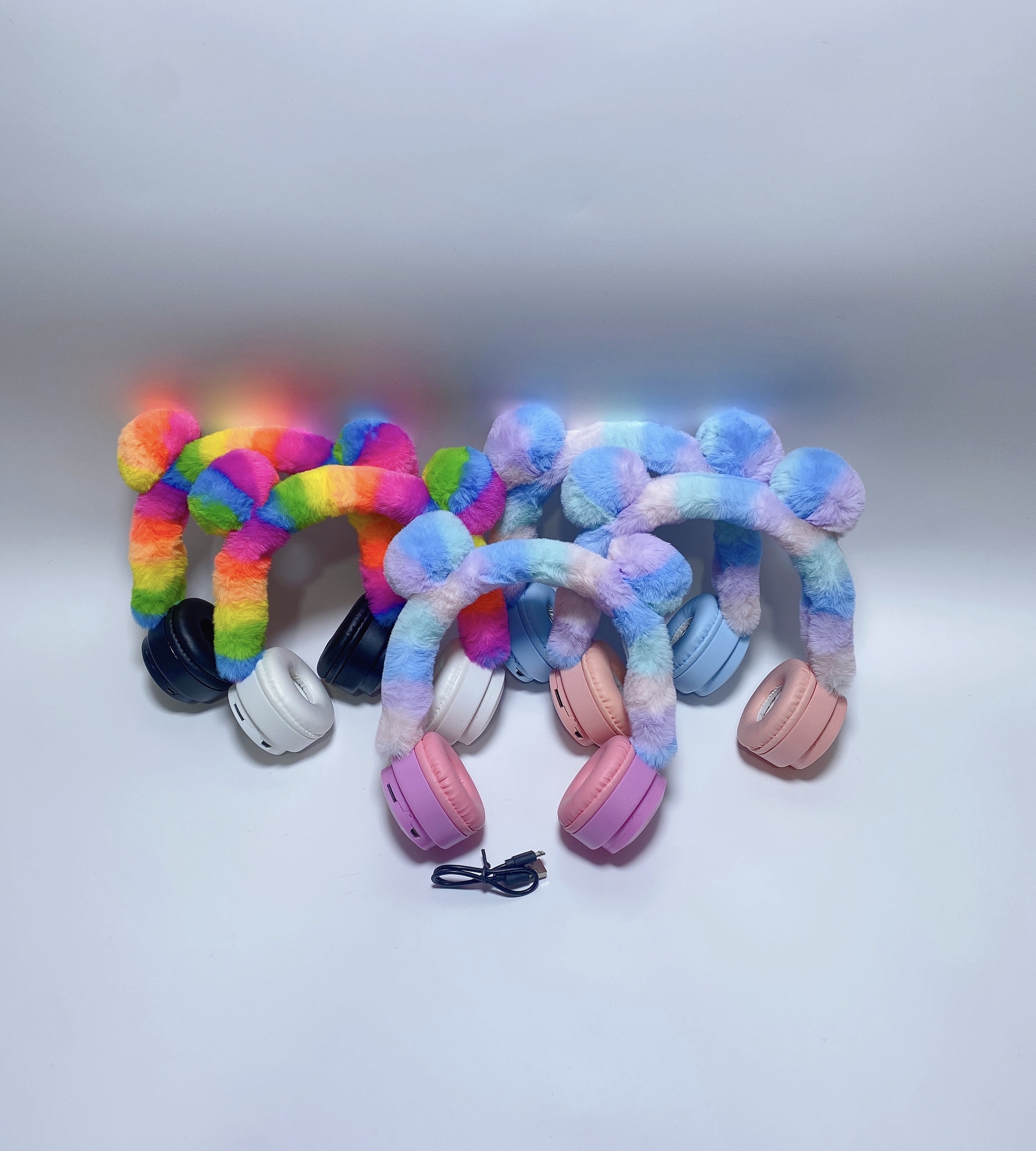 Plush Short Hairball Wireless Bluetooth Cartoon Headset. details Picture