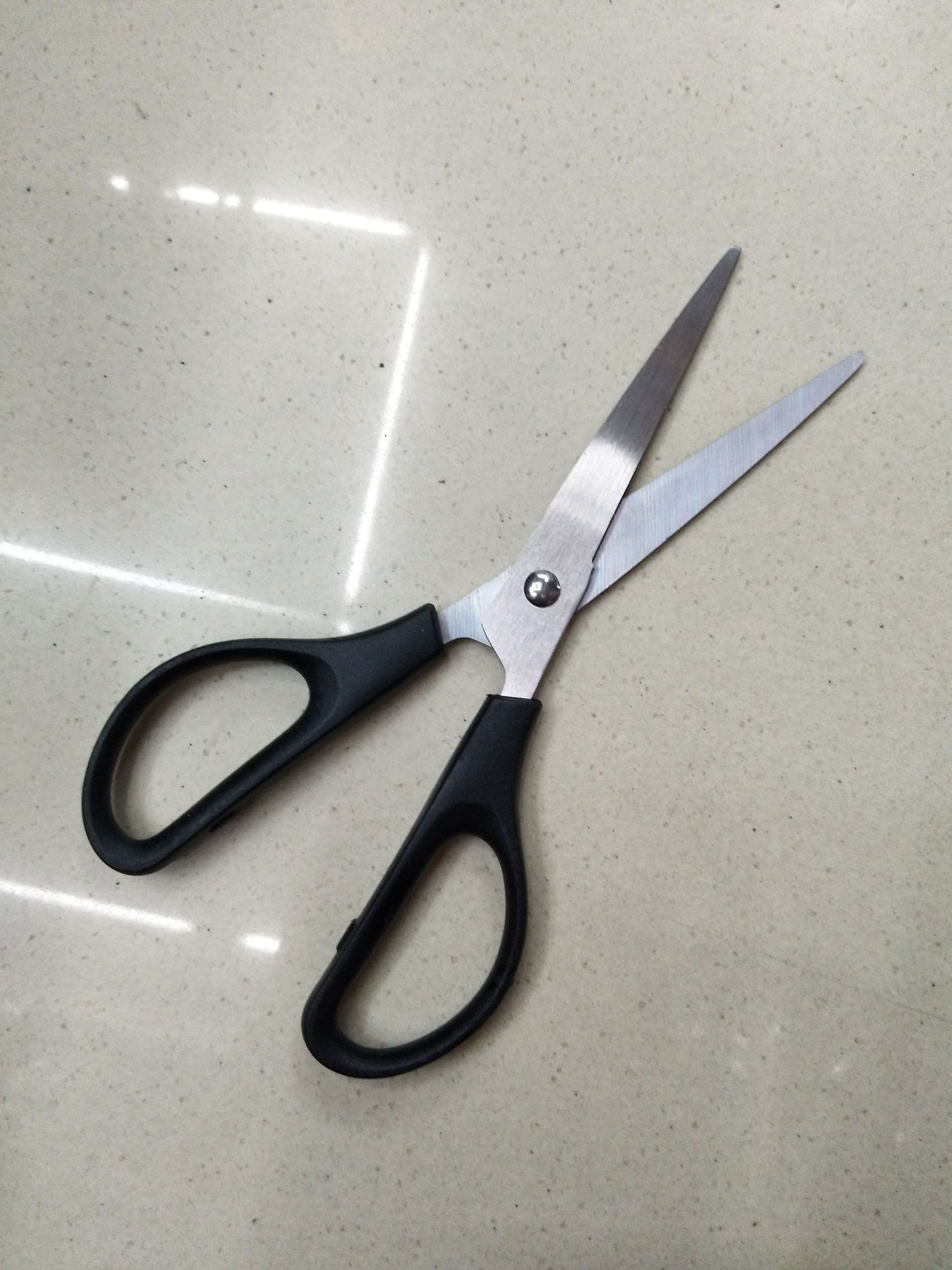 Office and educational knives, scissors, scissors, scissors, hardware knives, scissors, hardware student scissors, stationery scissors Item Picture