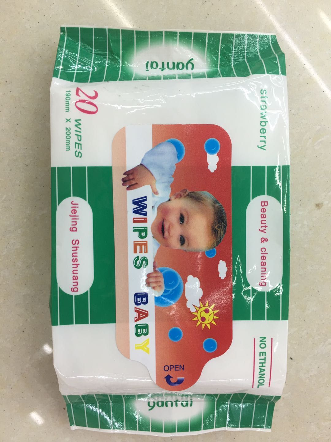 20 Portable Sun Baby Wipes Application Scenario