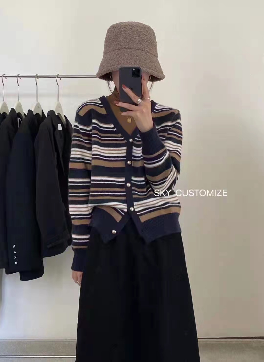 Autumn And Winter New Listed Warm Cold Women's Coat Europe And The United States Wind Size Loose Casual Version Of Down Jacket 1 details Picture