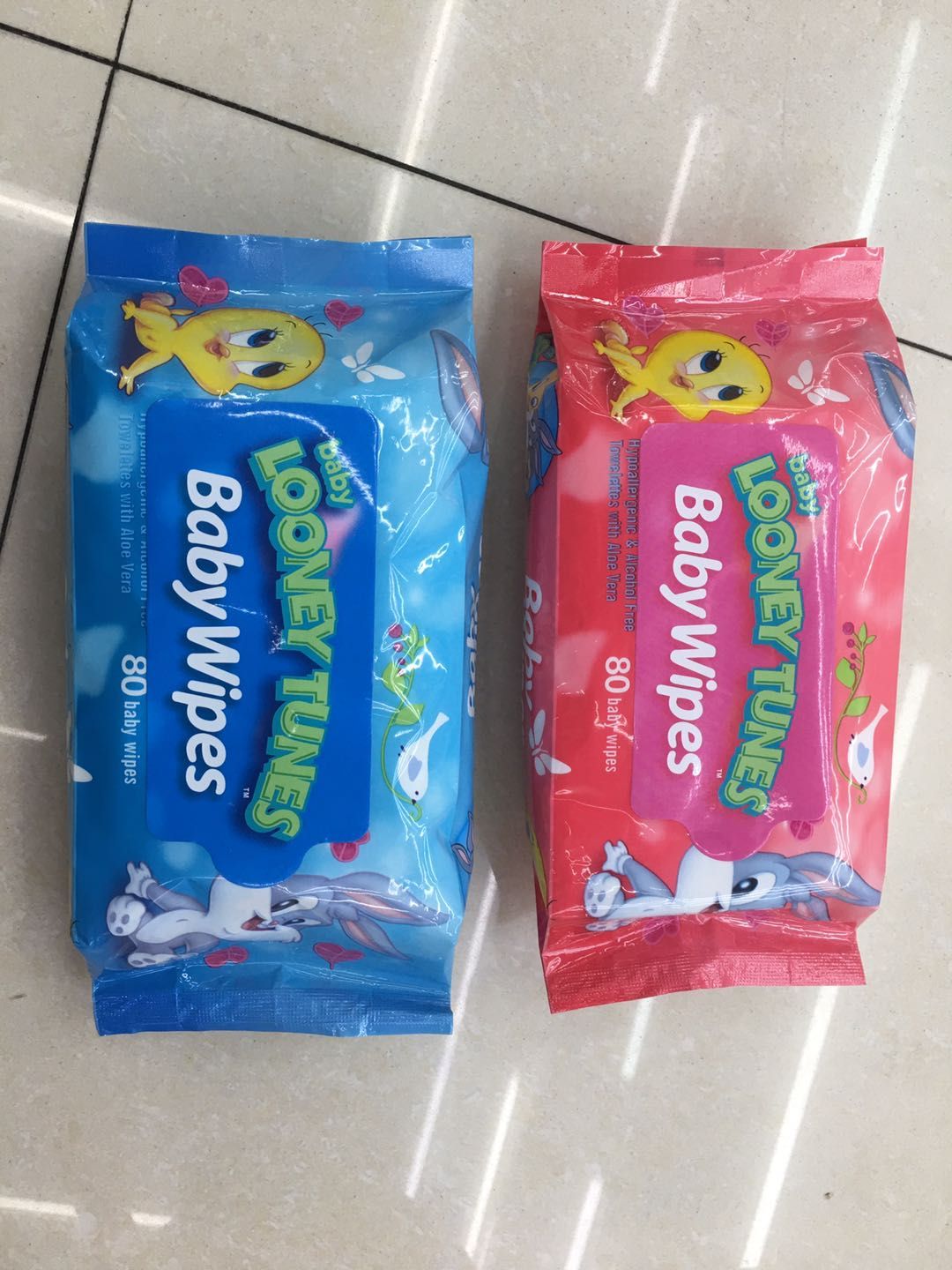 80 Pieces Of Cartoon English Label Blue Disposable Wipes Specification drawing